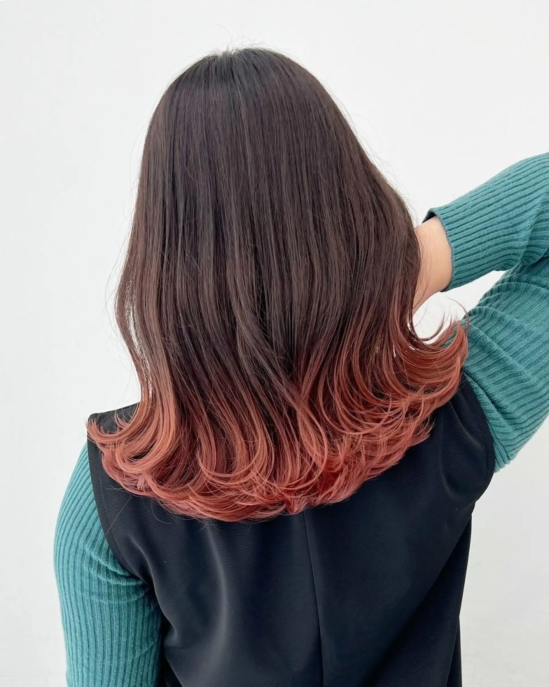 カラー アディクシーカラー アッシュ ブルーカラー ダークアッシュ グレージュ 【公式】amble luxe 中野のヘアスタイル