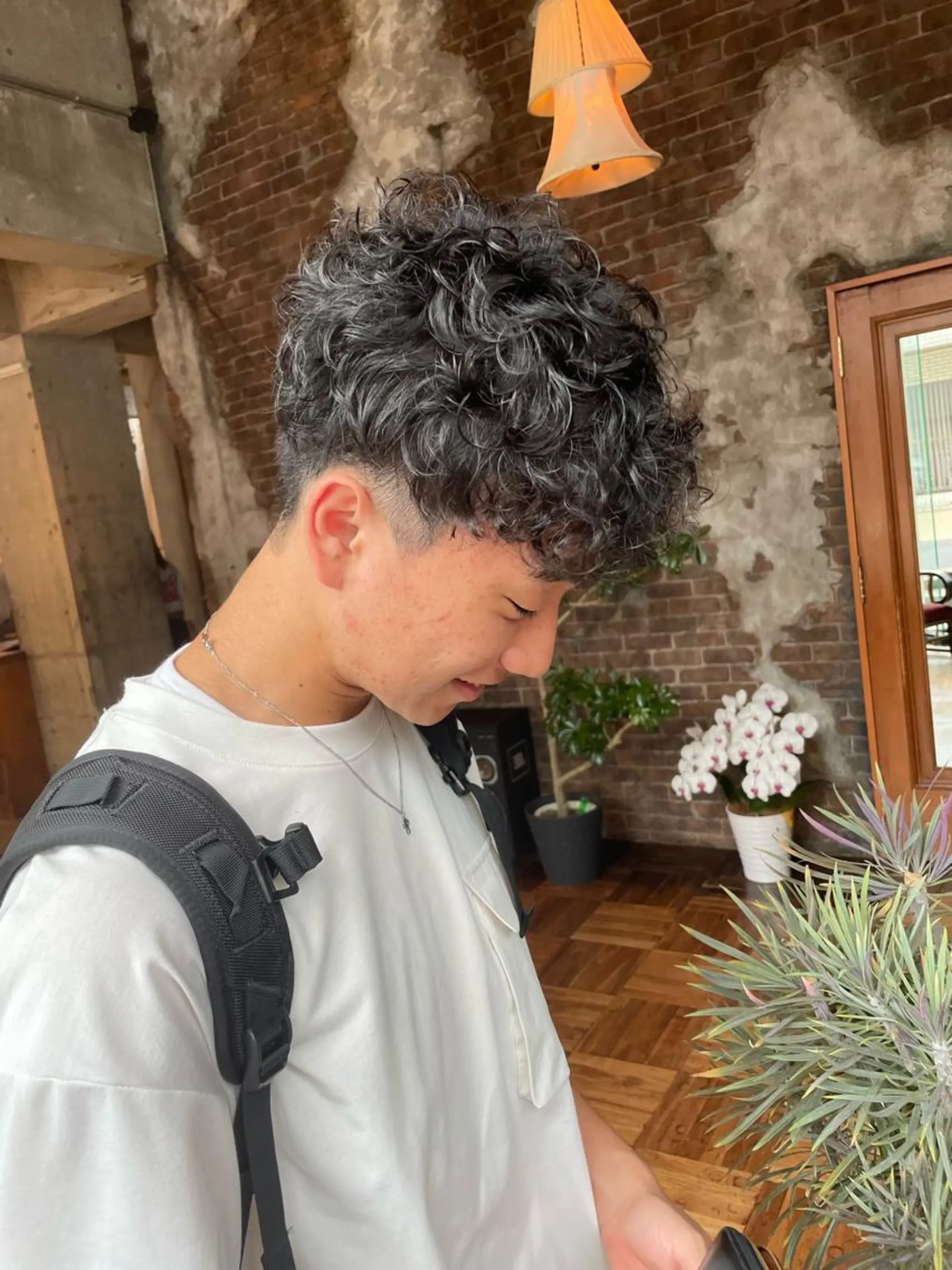 パーマ メンズ カット ミルクティー× グレージュMOMOのヘアスタイル