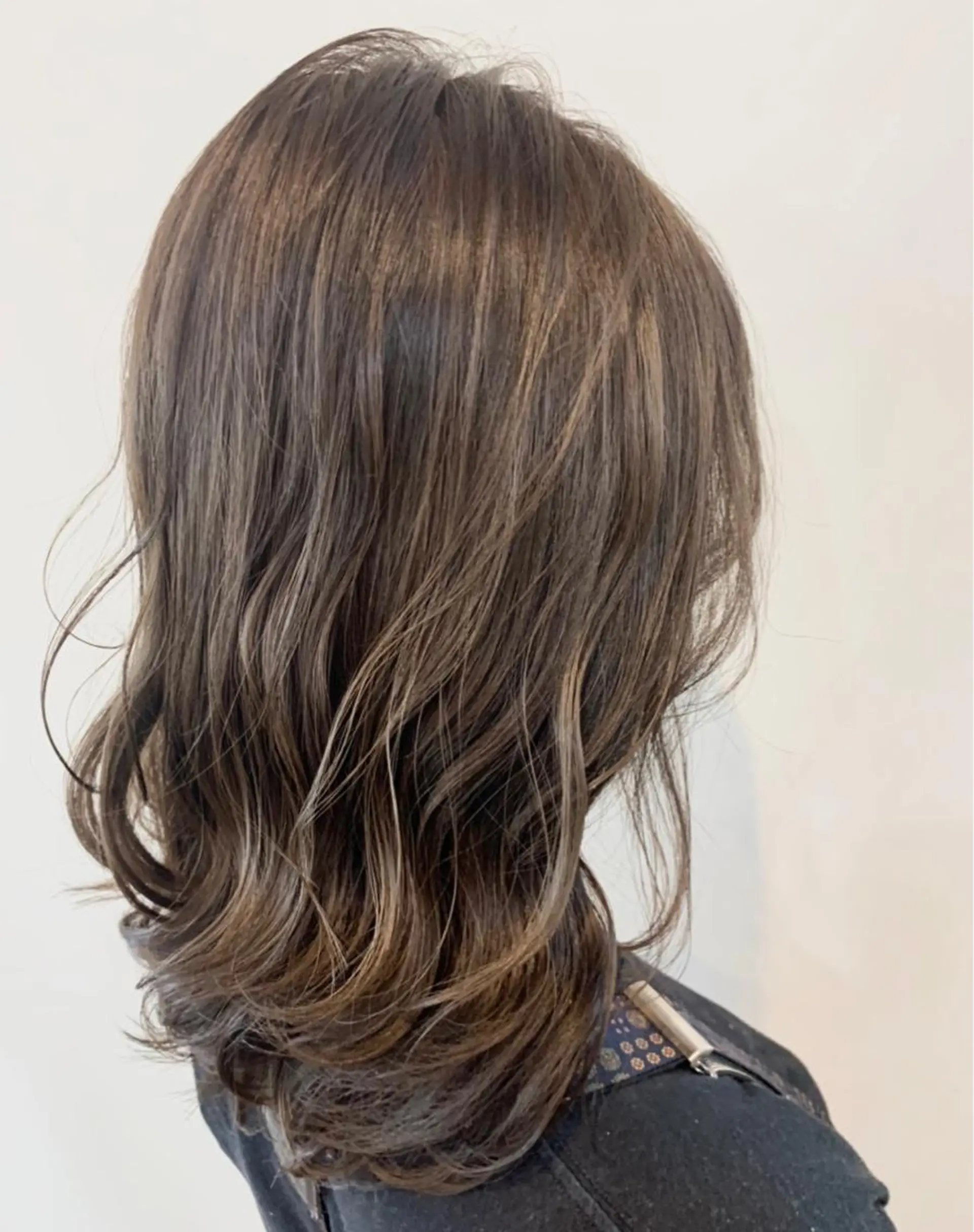 セミロング FLAGS YAMATOのヘアスタイル