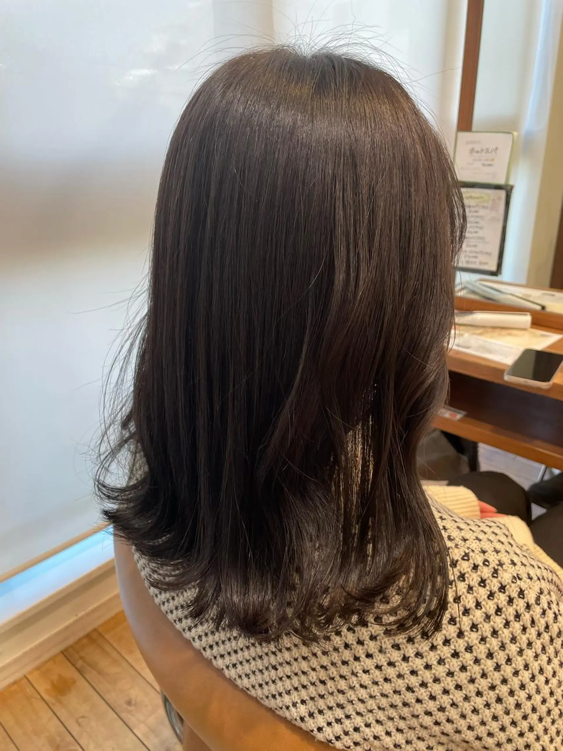 ミディアム 山本　恵 (やまもと  けい)のヘアスタイル