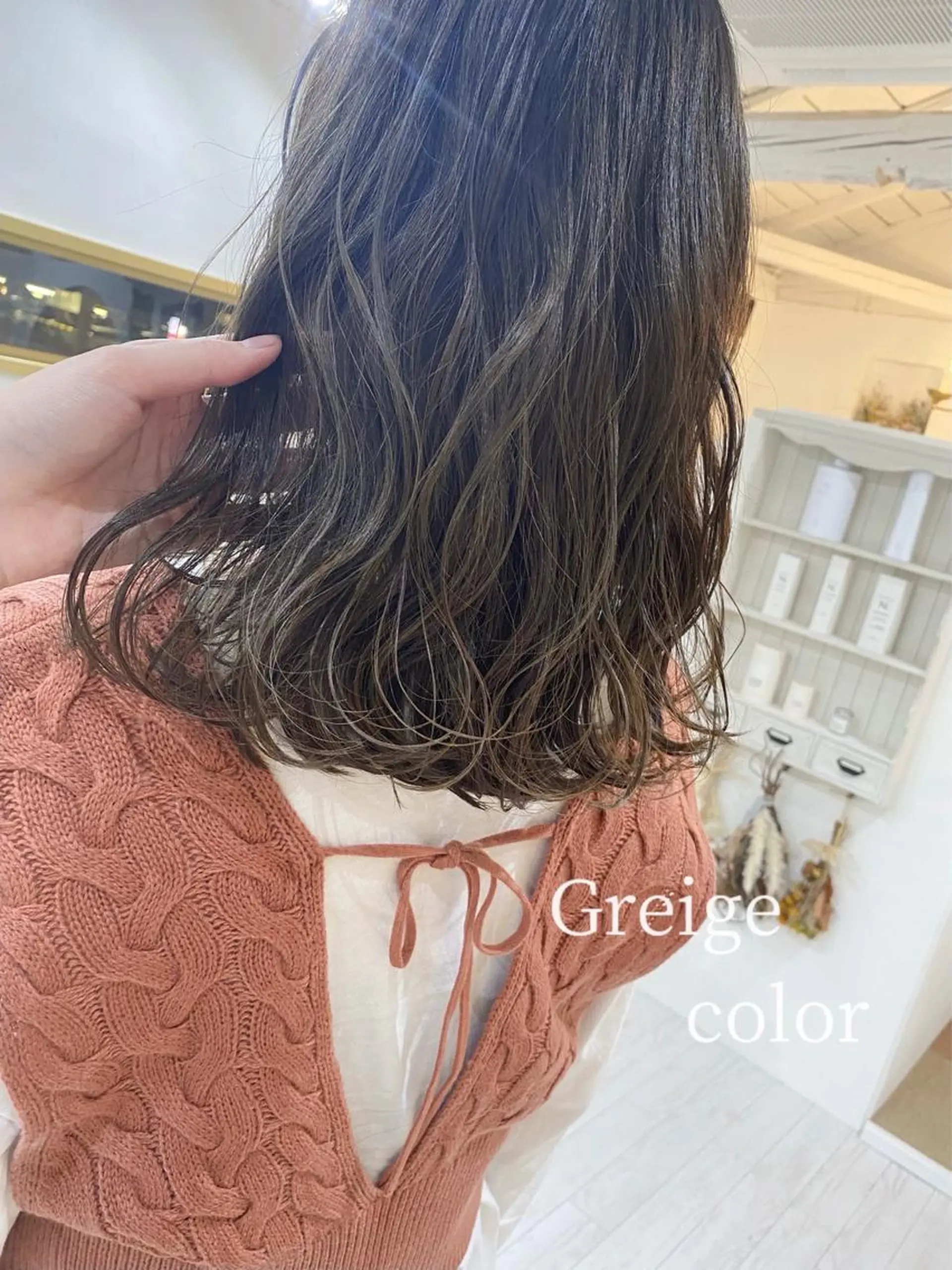 ミディアム カラー グレージュ ハイライトカラー ハイライト flen所属・𖤣𖥧𖥣𖥧田中 姫乃𖤣𖥧𖥣𖡡のヘアスタイル