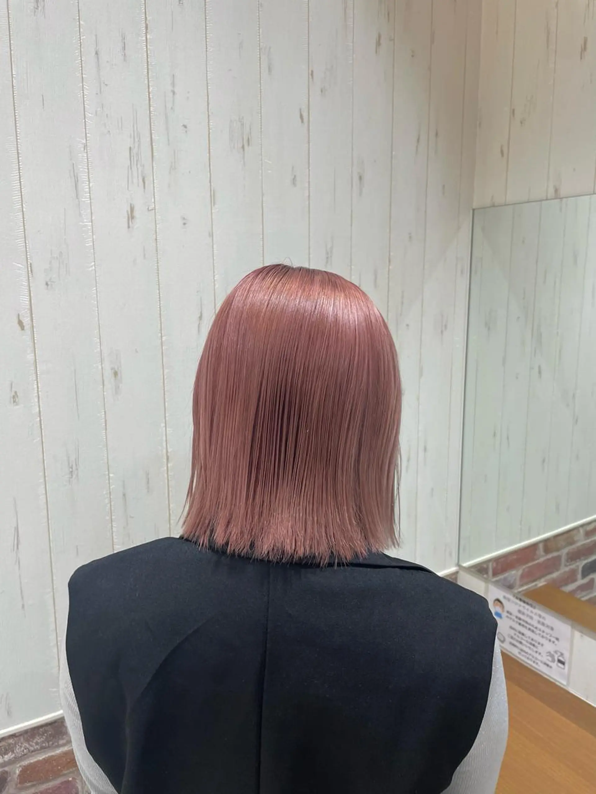 ミディアム カラー ブリーチ ケアブリーチ ダブルカラー イヤリングカラー ハイライトカラー ヘアカラー 中嶋 紘夢のヘアスタイル