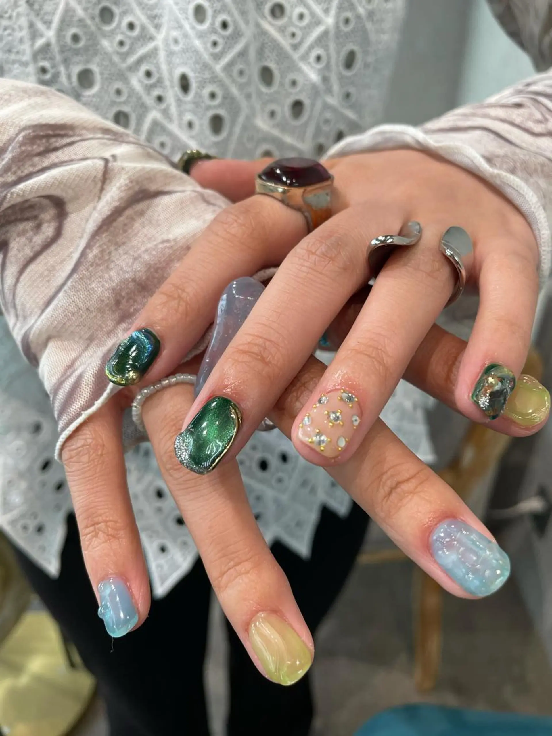 ネイル ハンドネイル ナチュラル透明感🌱 小山美樹子のヘアスタイル