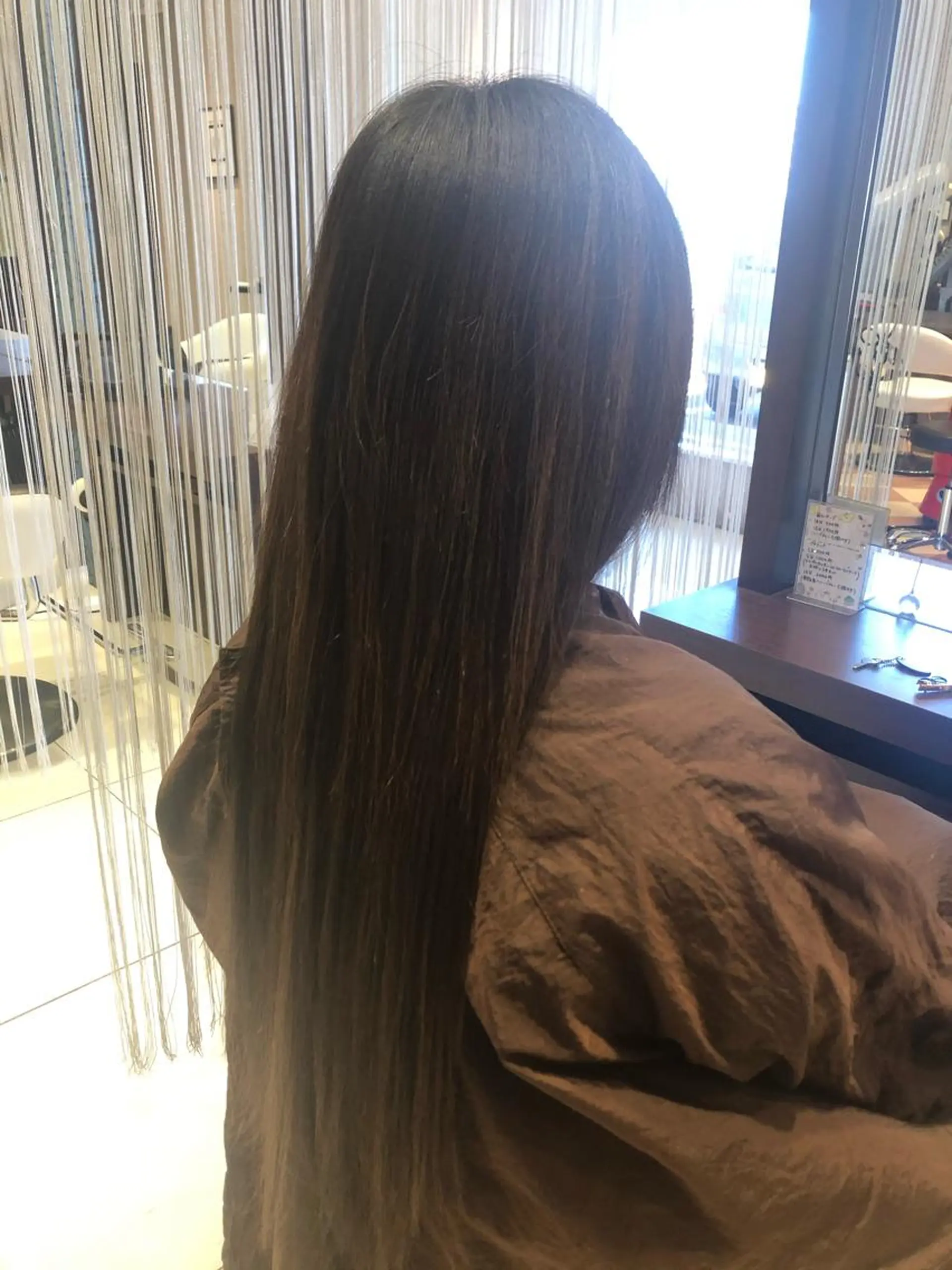 ロング EARTH長岡 🌼渡辺まい🌼のヘアスタイル