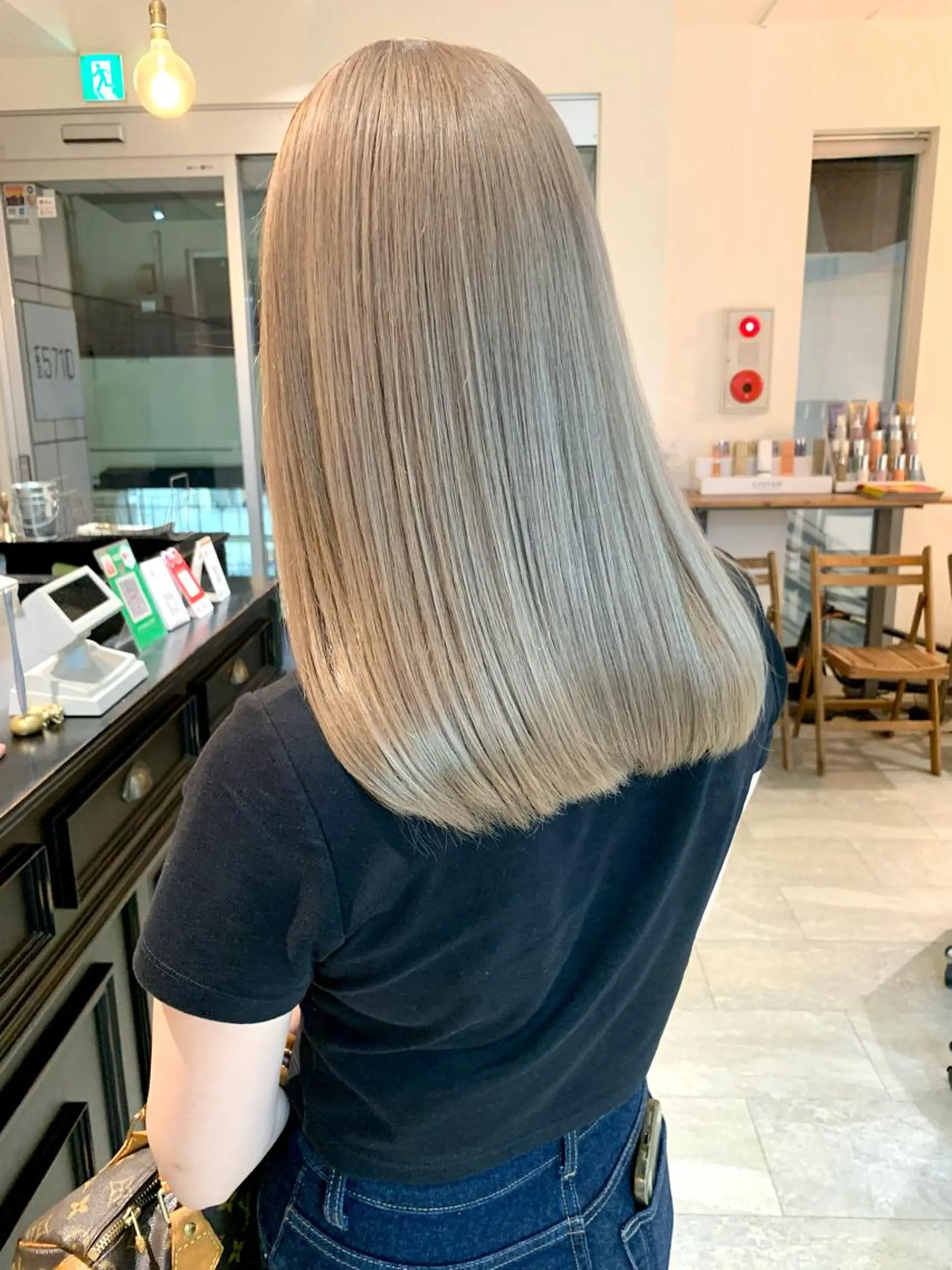 ミディアム カラー ヘアアレンジ ヘアカラー トリートメント ヘアセット ハイトーン/美髪矯正 🍃大江拓実のヘアスタイル