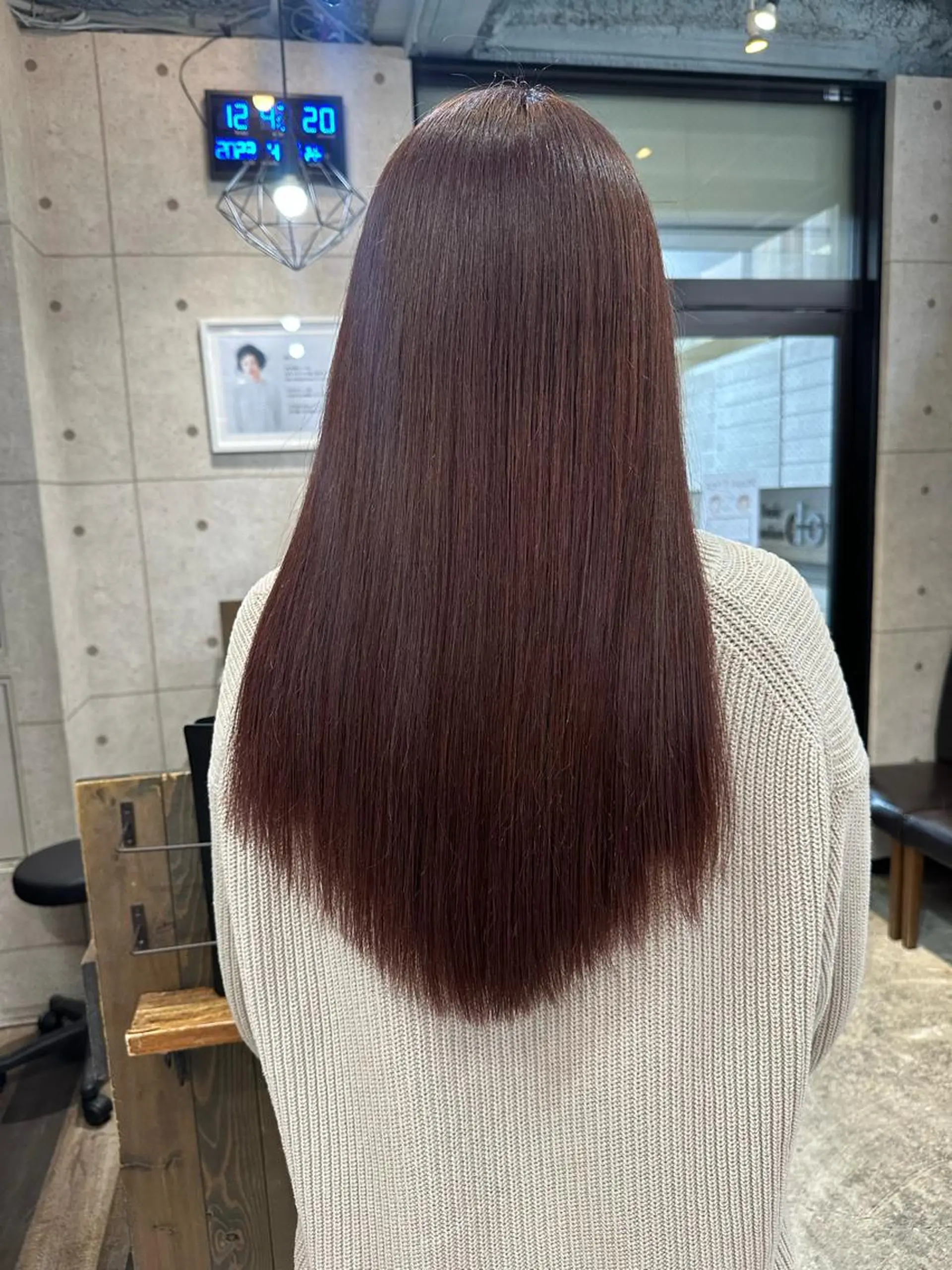 ロング カラー 遠藤沙也加 /レイヤーカットのヘアスタイル