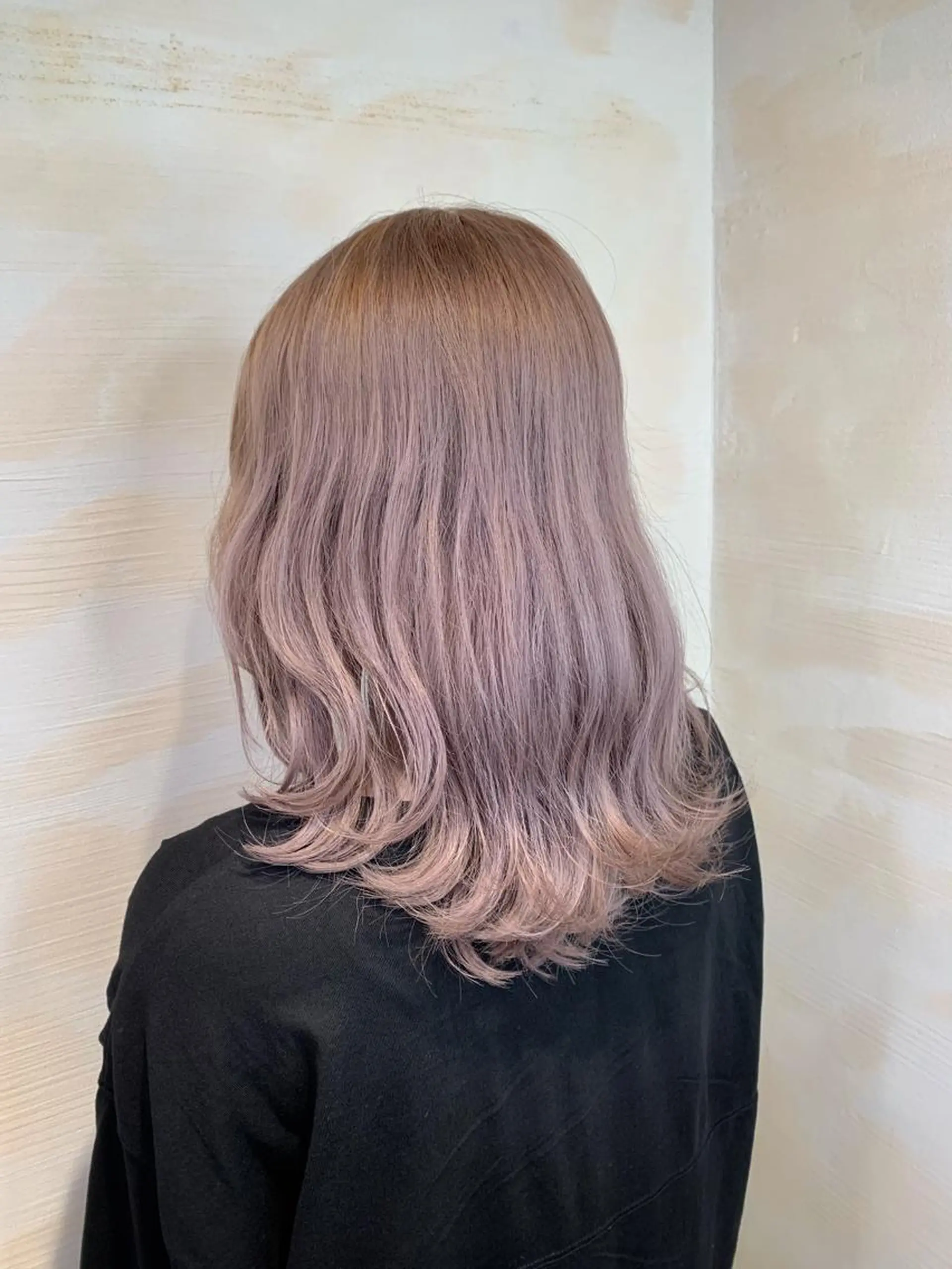 ミディアム ヘアカラー stylist Yumaのヘアスタイル