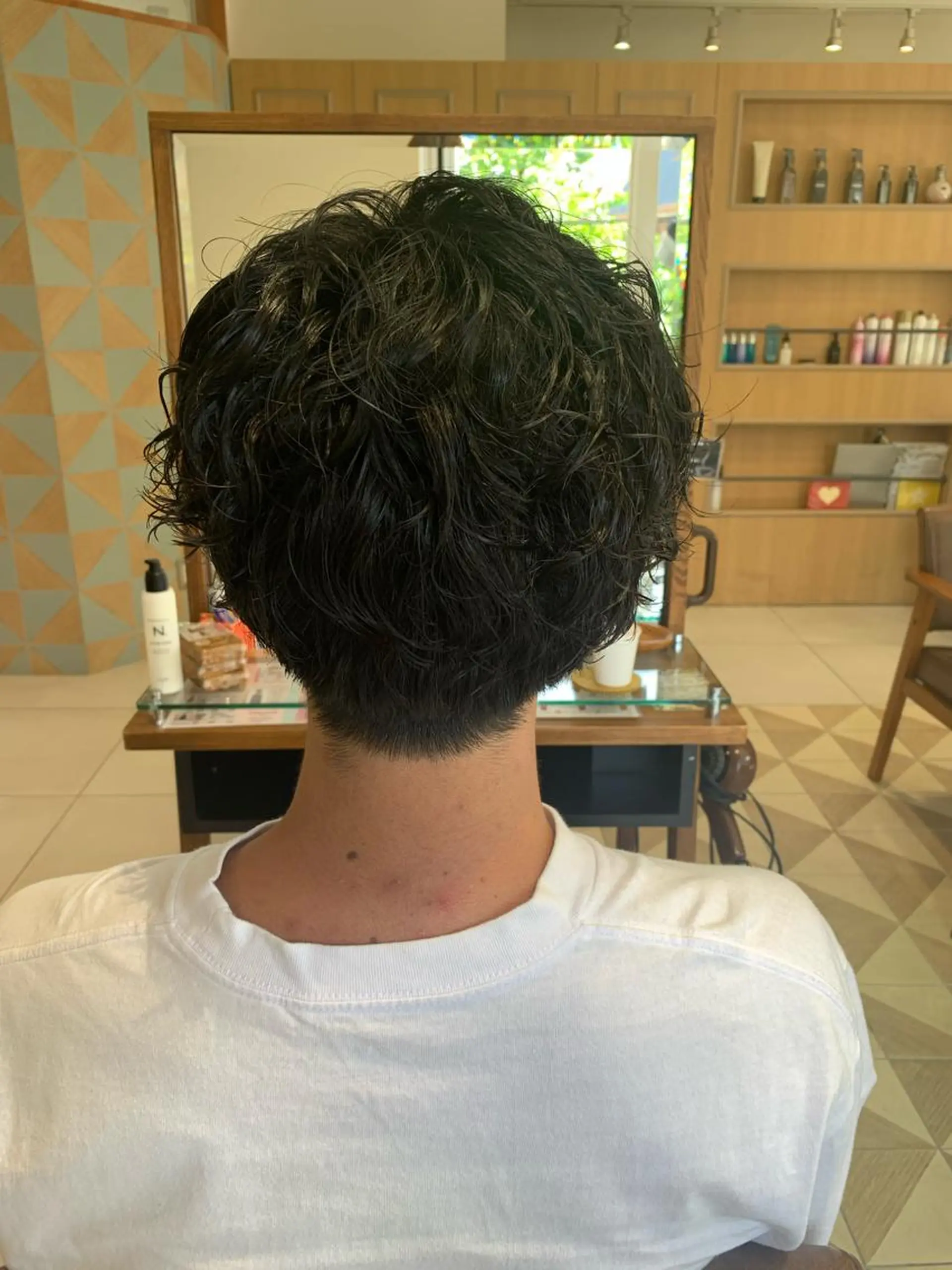 ショート カラー パーマ ヘアアレンジ メンズ カット パーマ メンズパーマの巨匠 鈴木純のヘアスタイル