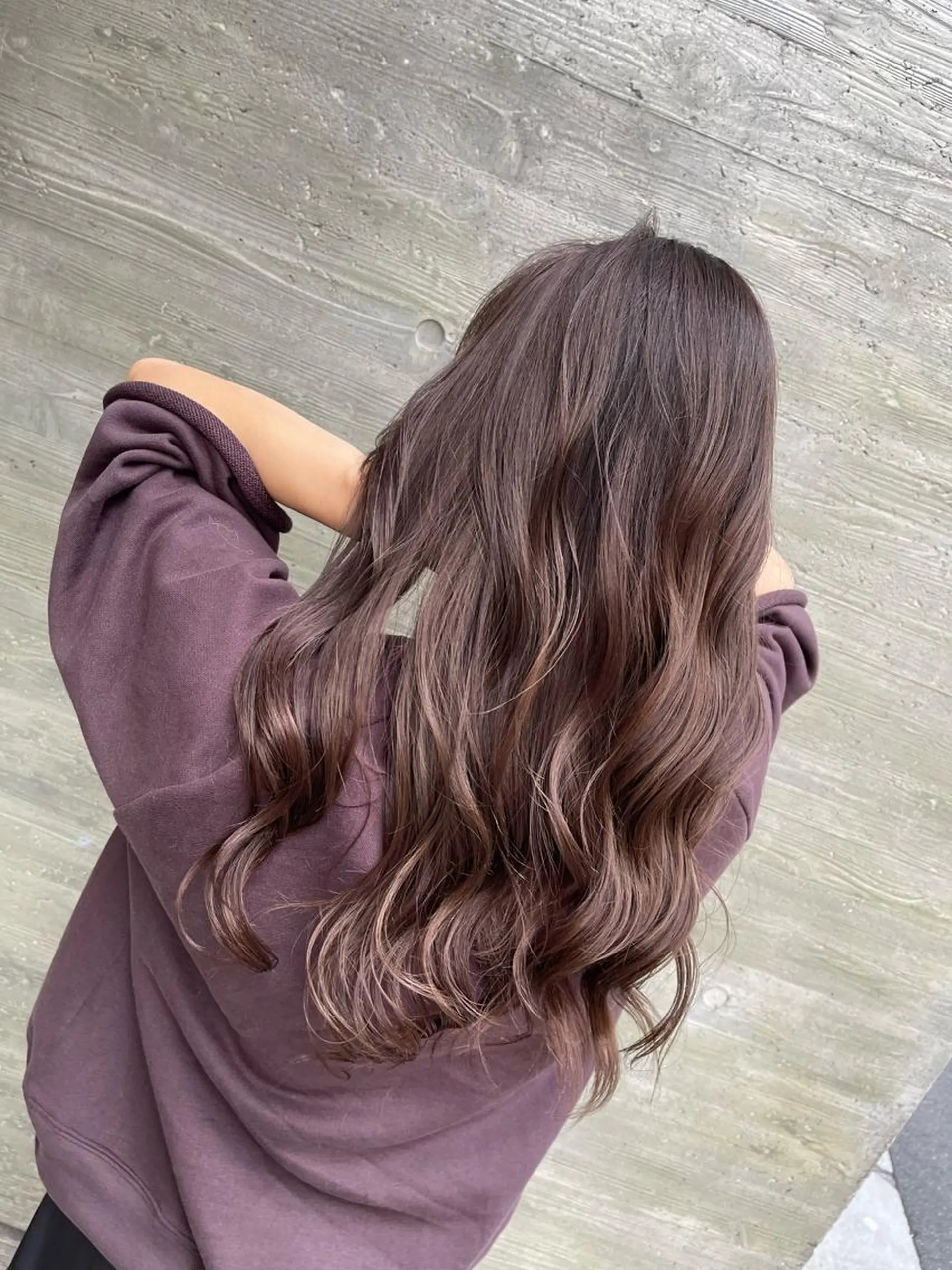 ロング カラー ヘアカラー トリートメント オージュアソムリエ DAIKI⭐️のヘアスタイル