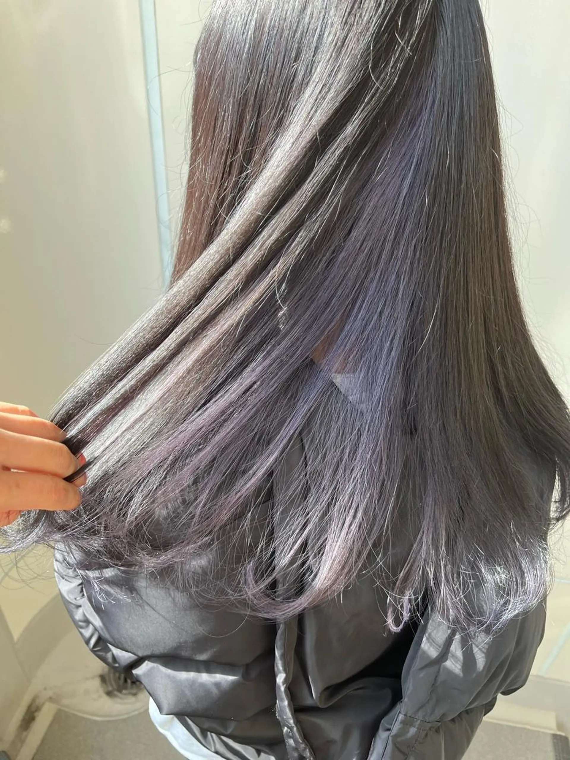 セミロング カラー ヘアカラー トリートメント 羽エクステ🩷 🤍まき🤍のマツエク・マツパデザイン