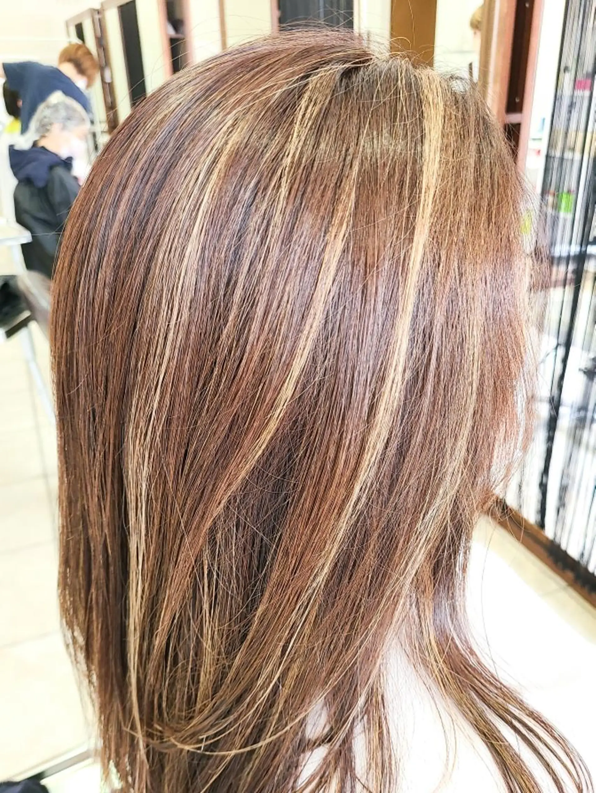 カラー ブリーチ、デザイン  カラー福士直矢のヘアスタイル