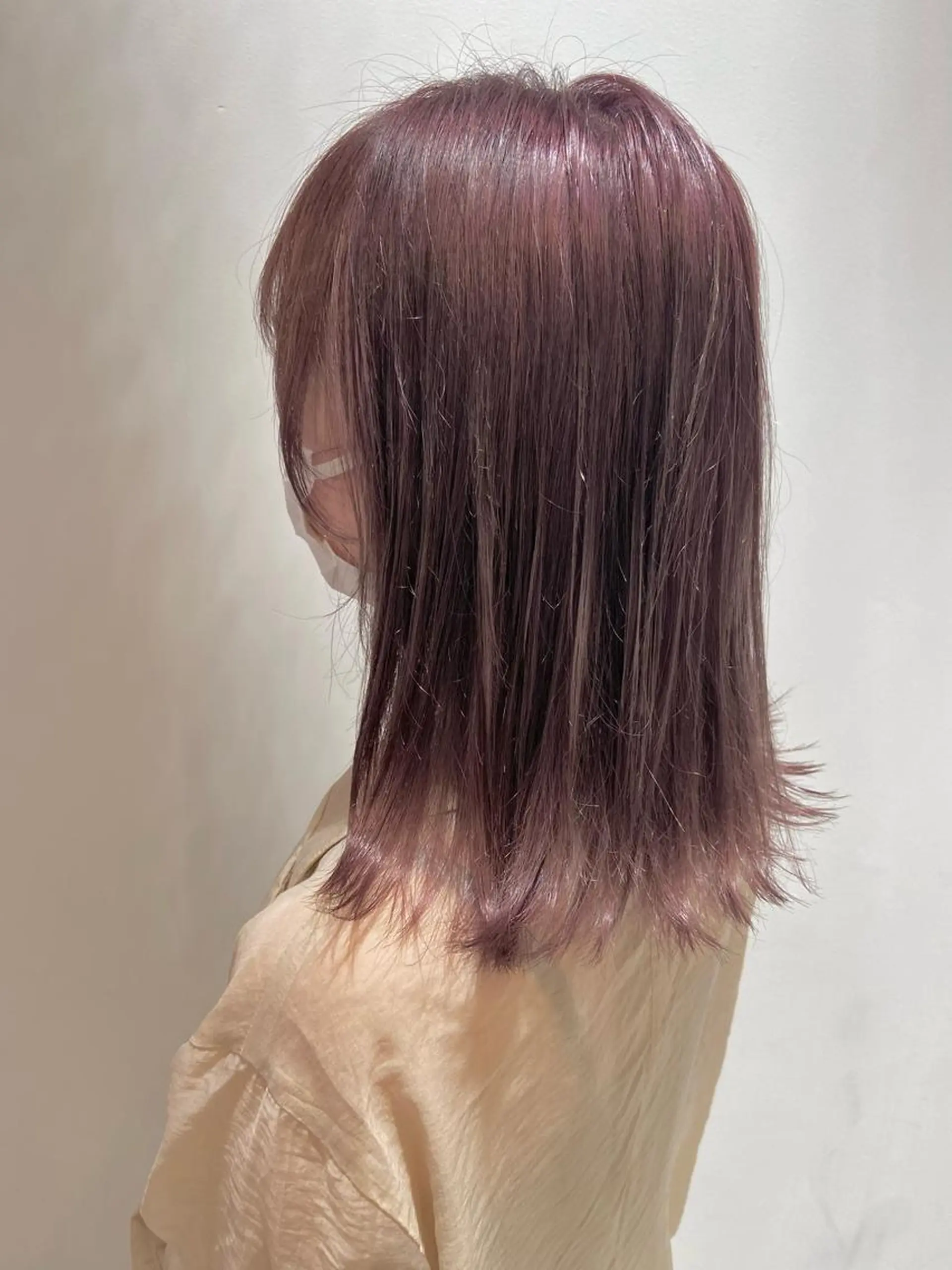 ミディアム カラー ヘアカラー トリートメント 🐺ウルフ/レイヤー 似合わせ‎🤍沙羅のヘアスタイル