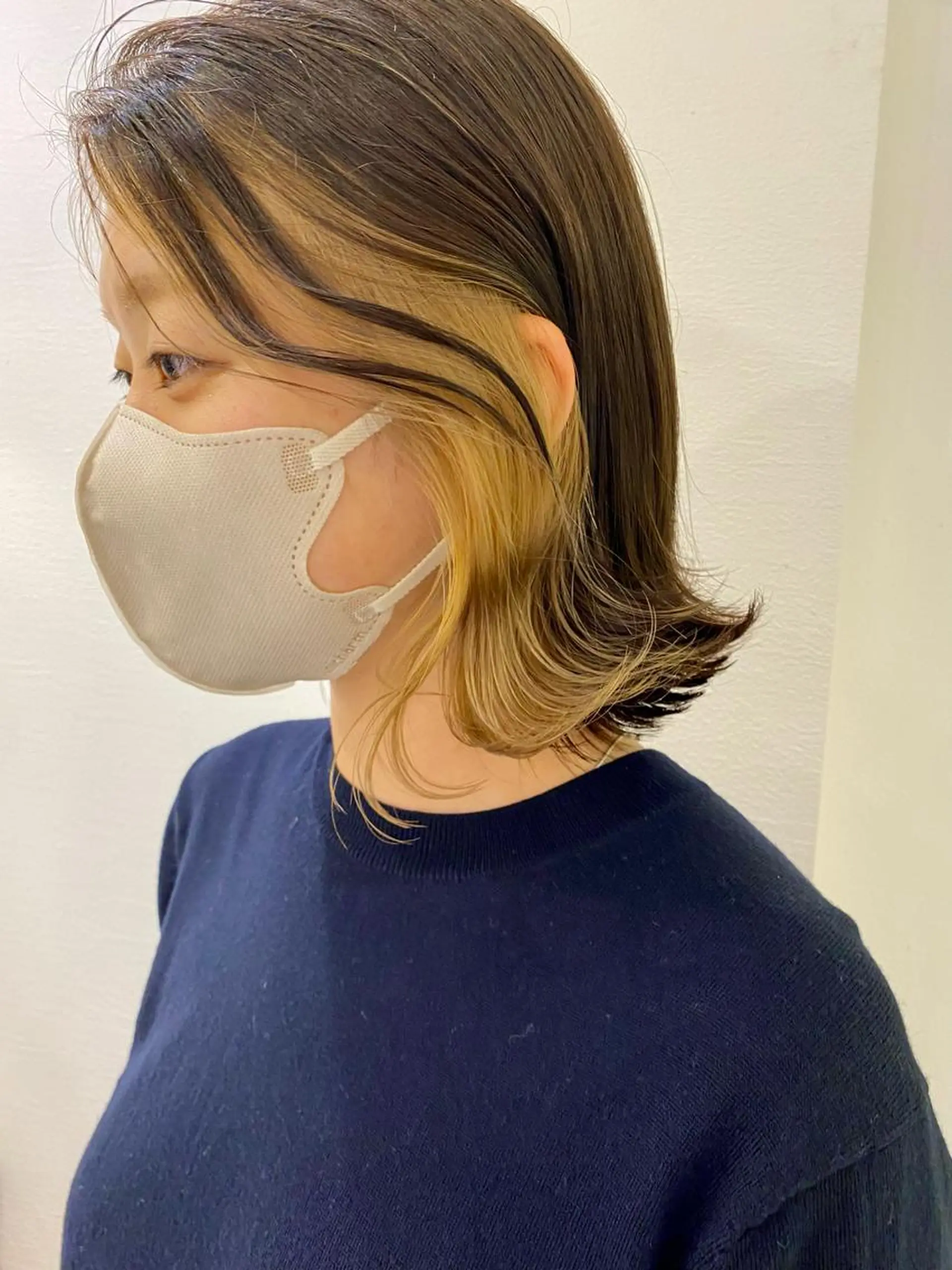 ミディアム カラー ヘアカラー トリートメント 顔周り/ブリーチなし /縮毛矯正🫧伊勢のヘアスタイル