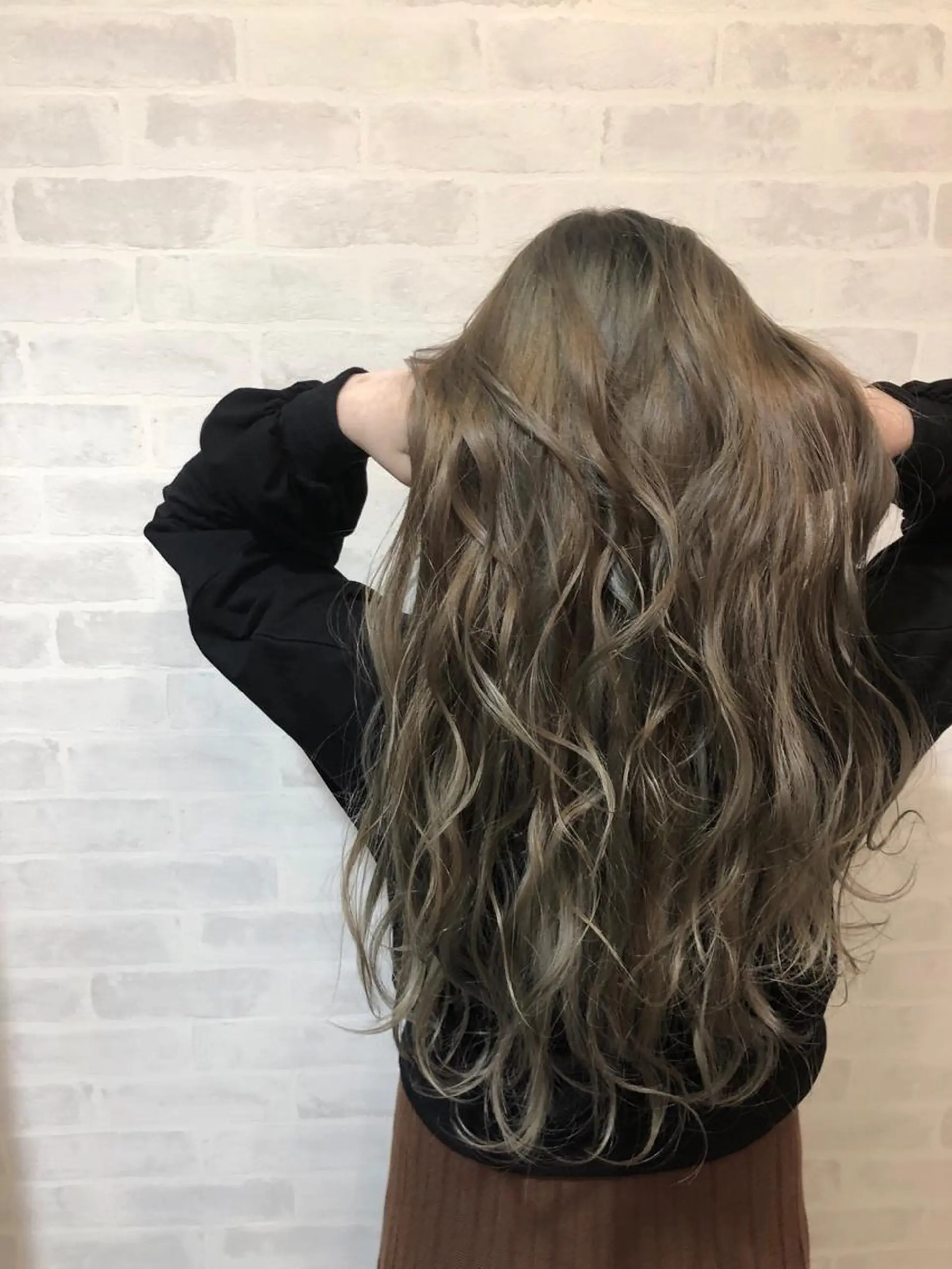 ロング カラー 山崎 義弘のヘアスタイル