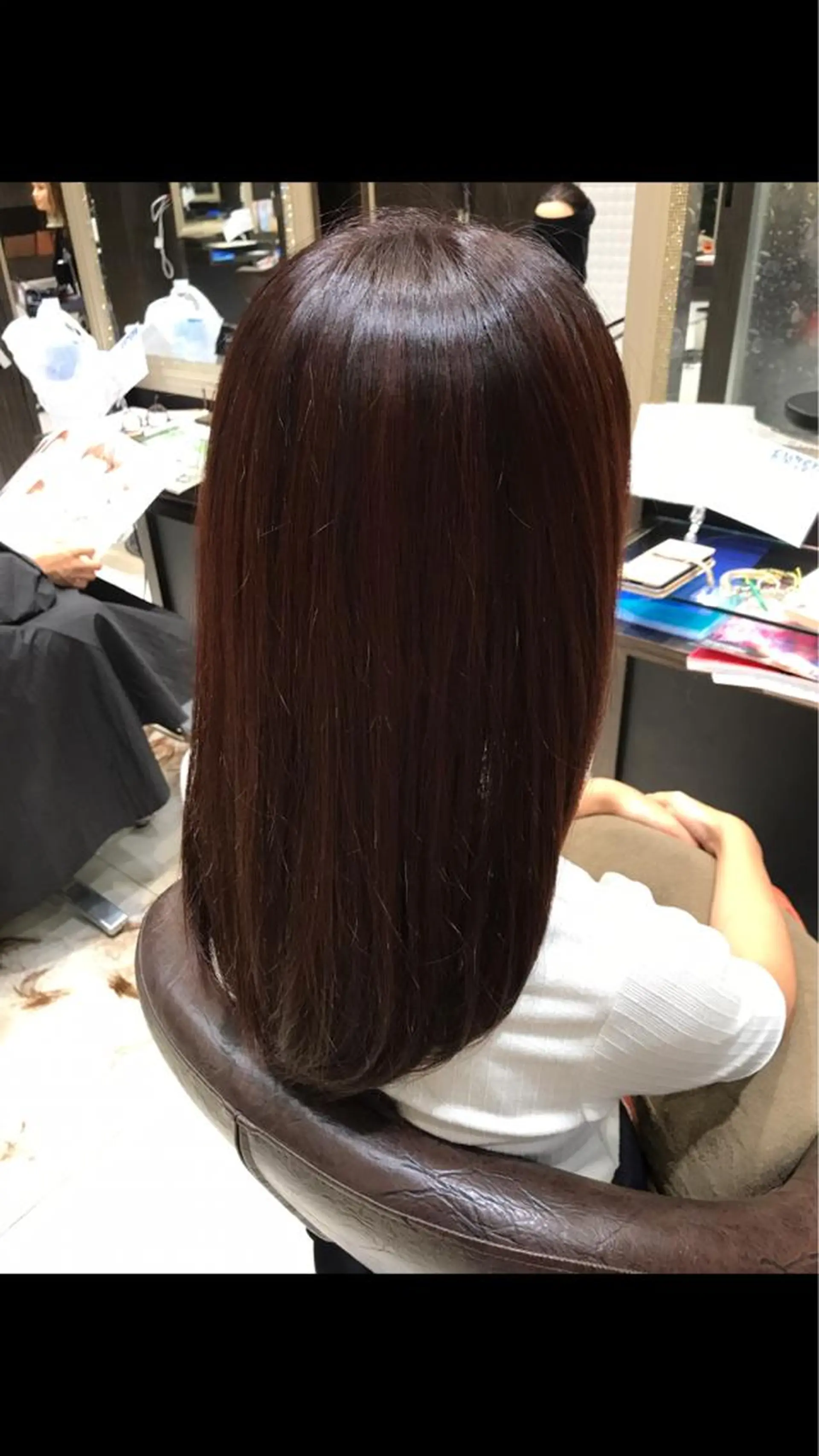 セミロング カラー ブラウンカラー レッドカラー レッドブラウン River,Land所属・yui .のヘアスタイル