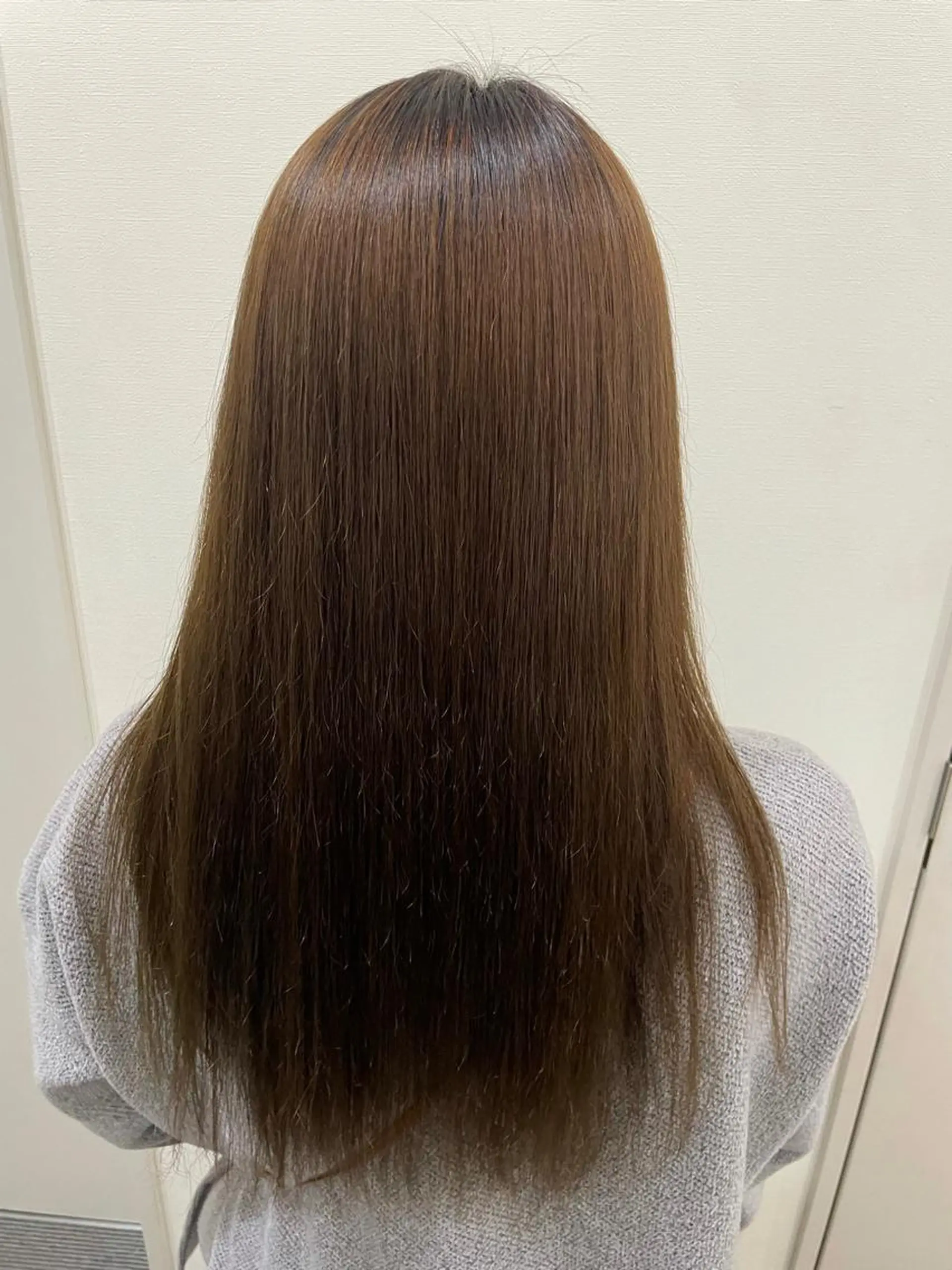 ロング 松田 恋のヘアスタイル