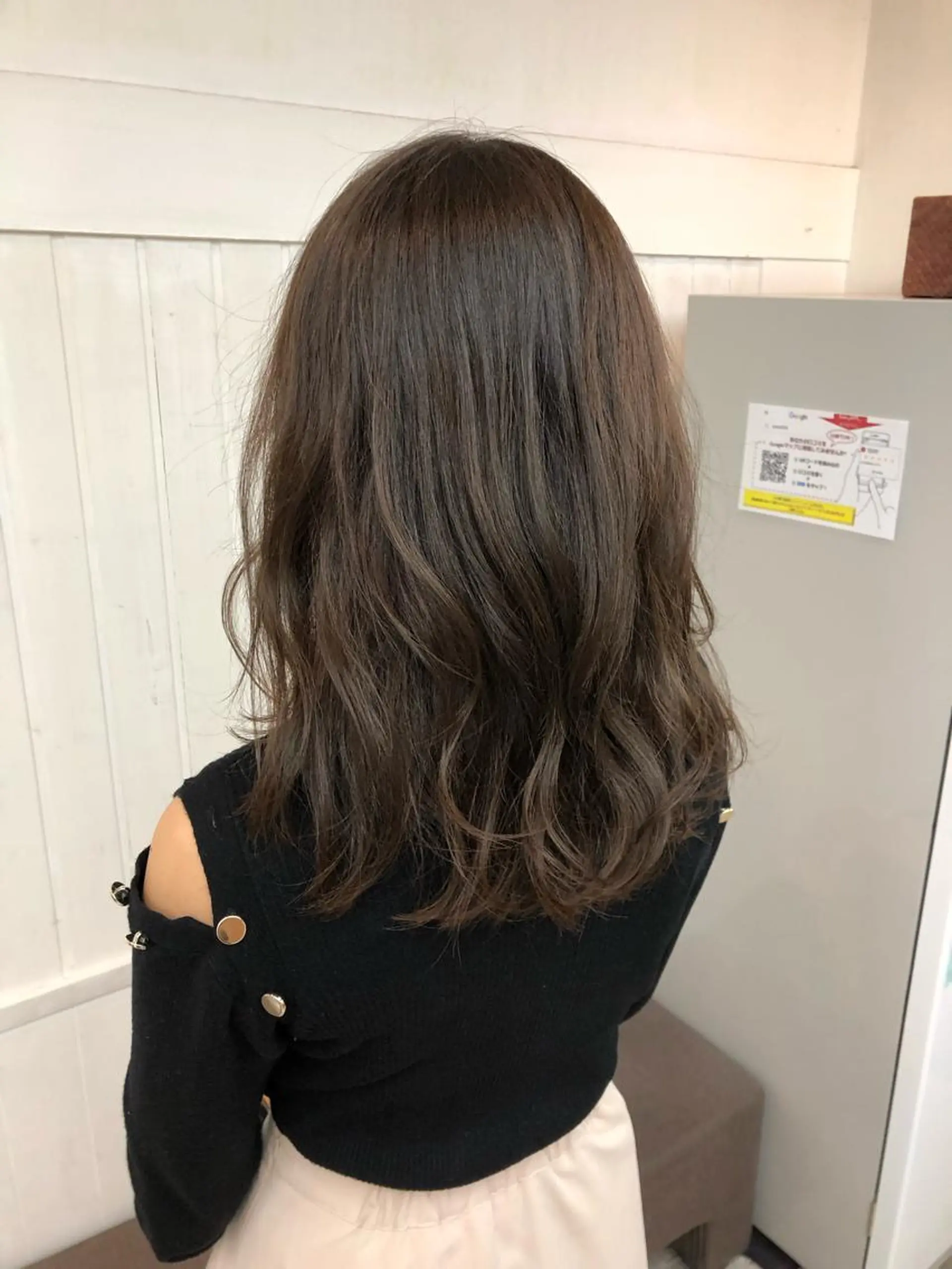 ロング カラー ヘアアレンジ アディクシーカラー アッシュ ベージュカラー 黒髪 ブリーチ JURI🤎 ワンカールレイヤーのヘアスタイル