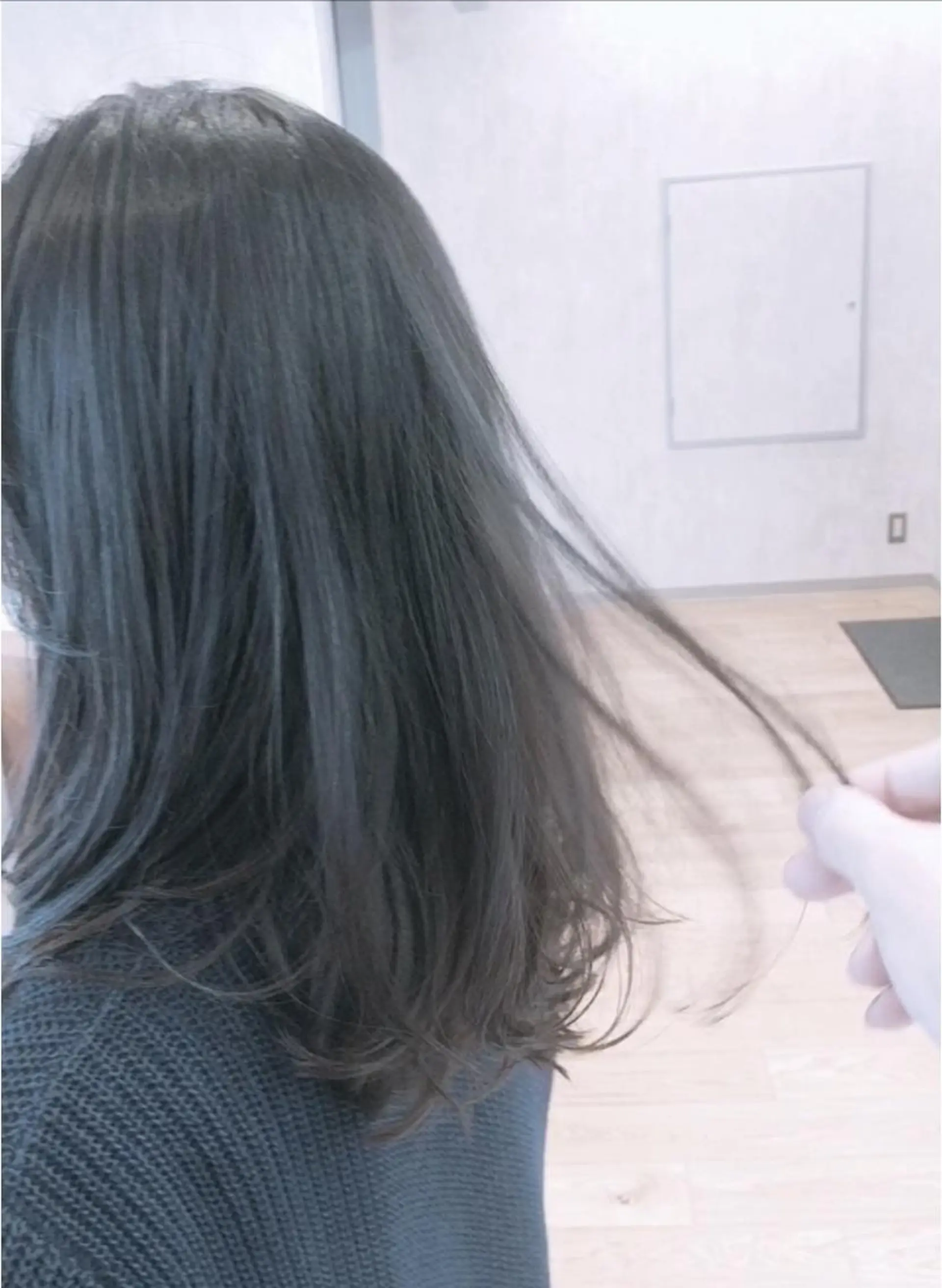 セミロング The Apartment of Solon所属・MATSU. K.のヘアスタイル