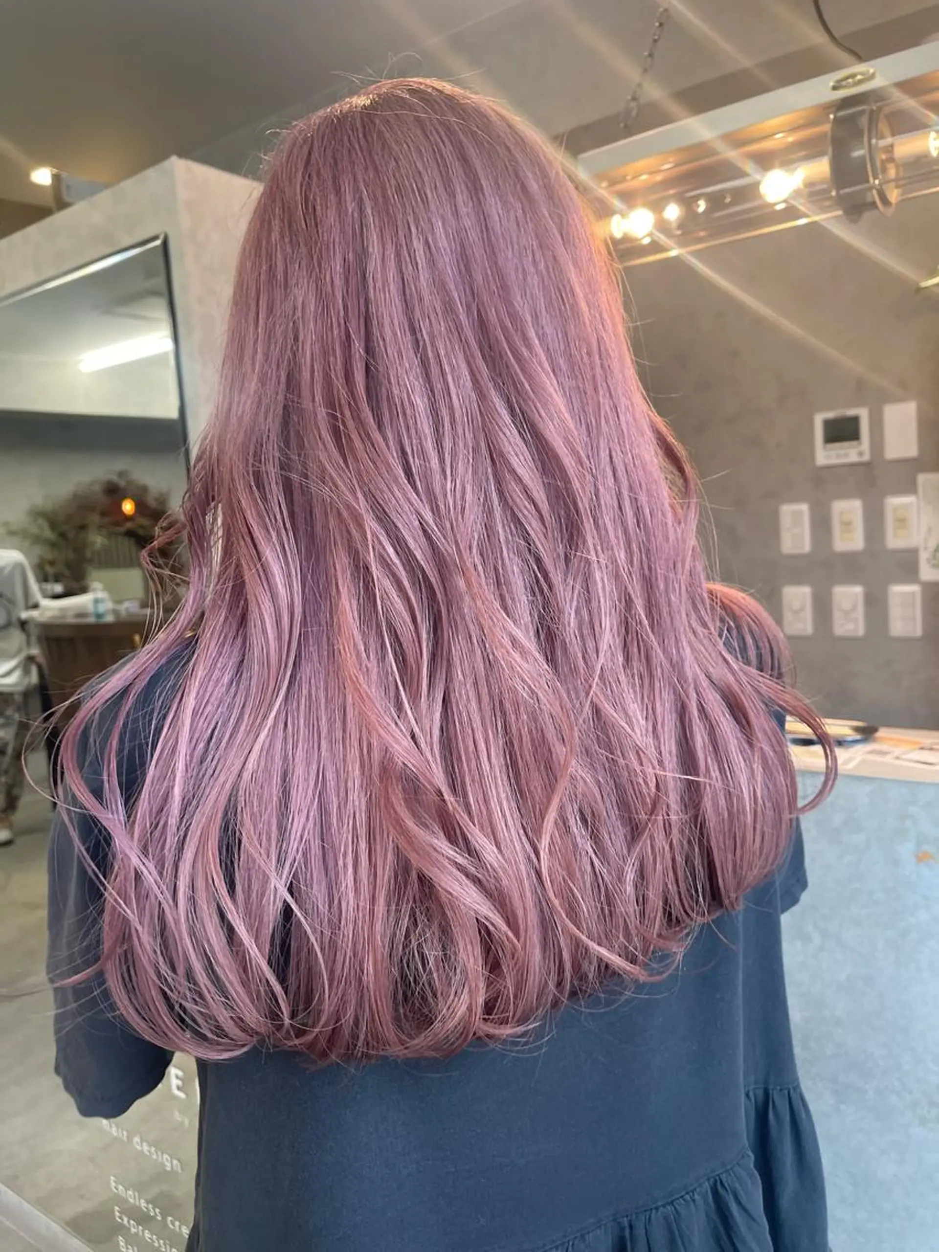 セミロング カラー ピンクカラー ダブルカラー /まつ毛パーマ🎀のヘアスタイル