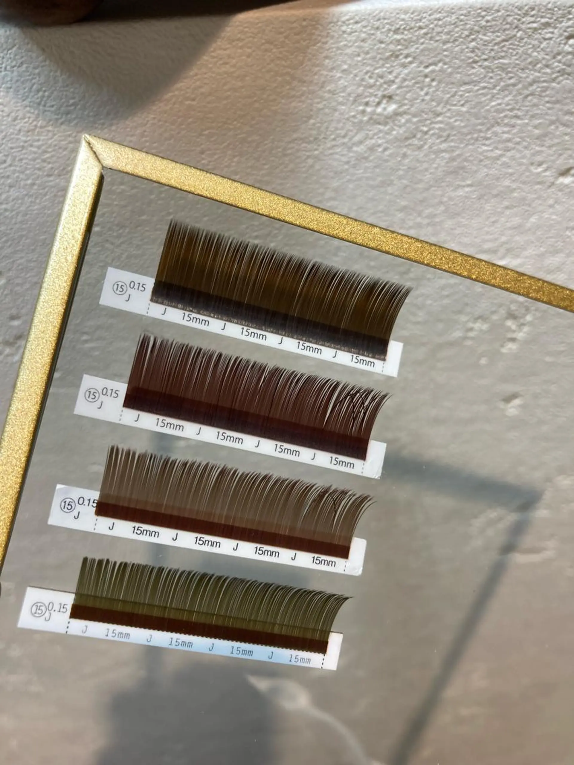 カラー キッズ ネイル マツエク・マツパ アイブロウ ブラウン 𓊆ᶠᵉᵉʸ𓊇 ᶜᴴᴵᴴᴬᴿᵁのマツエク・マツパデザイン