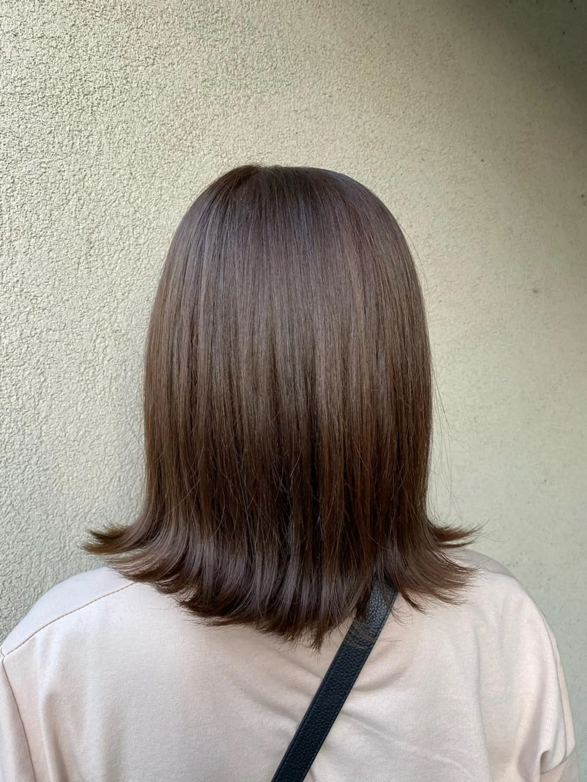 ミディアム カラー 竹添 有梨沙のヘアスタイル