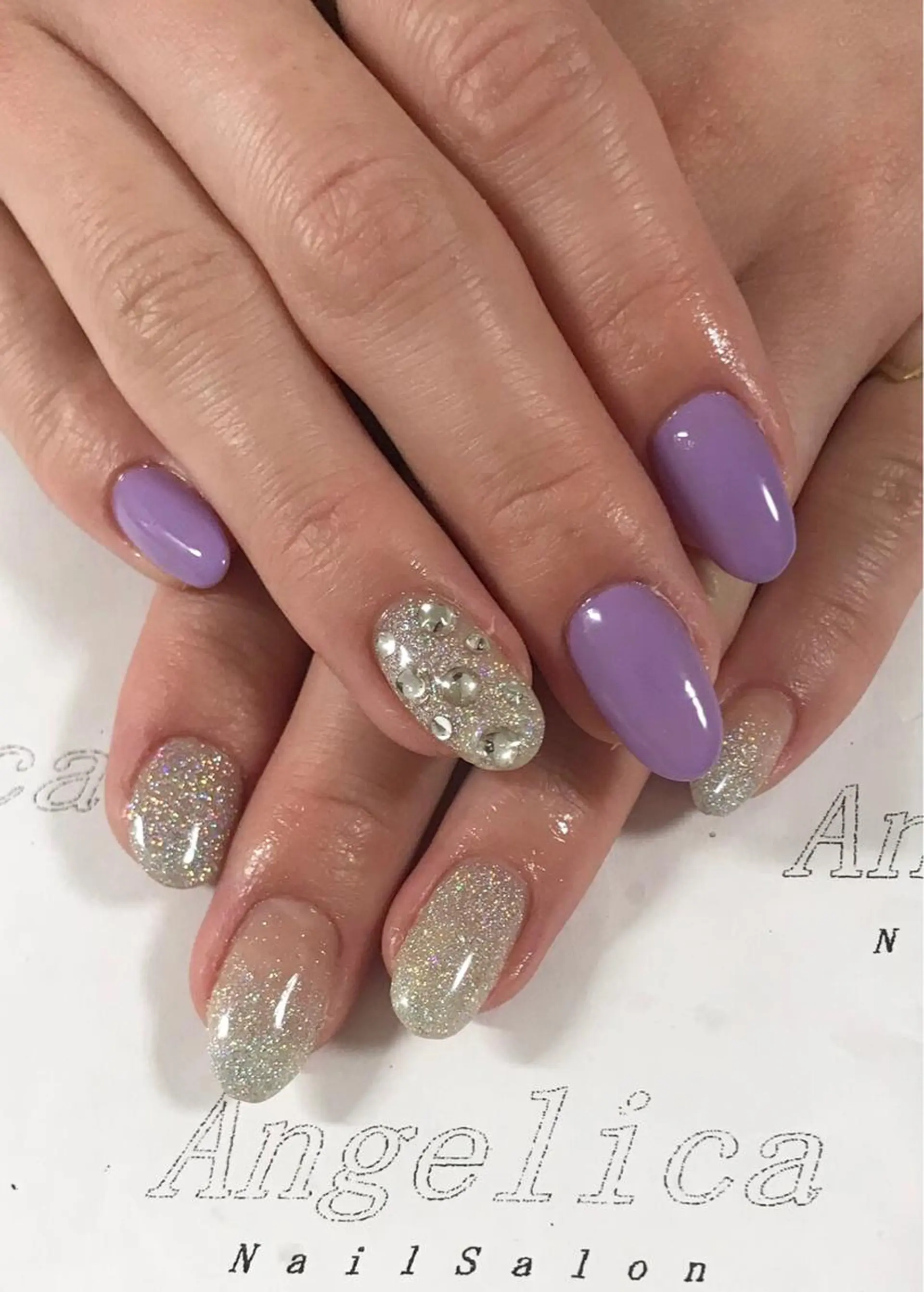 ネイル ハンドネイル Angelica ネイリストのネイルデザイン