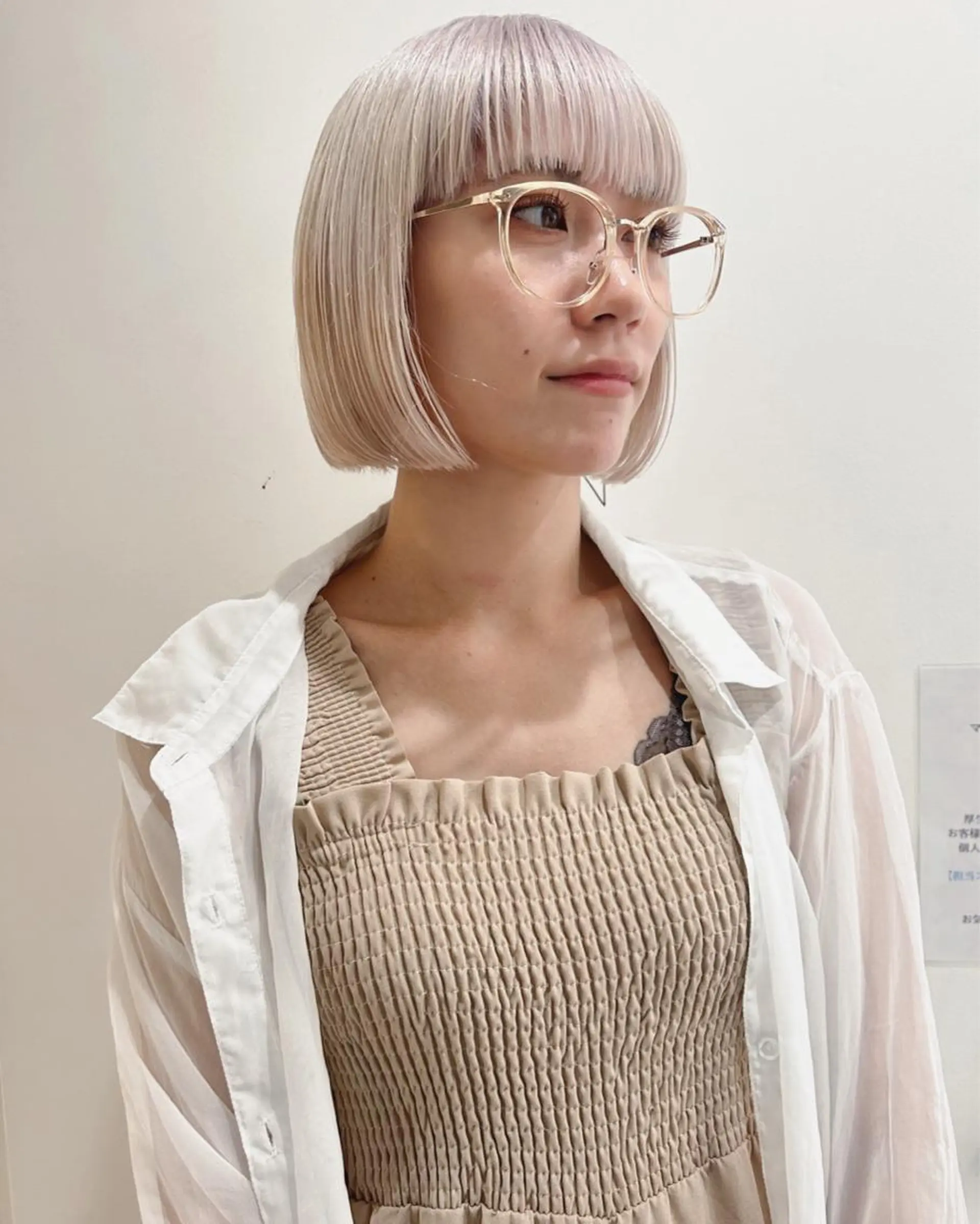 ショート カラー ブロンド ボブ カット ヘアカラー トリートメント Loom.所属・村上雅人 ナチュラルモードのヘアスタイル