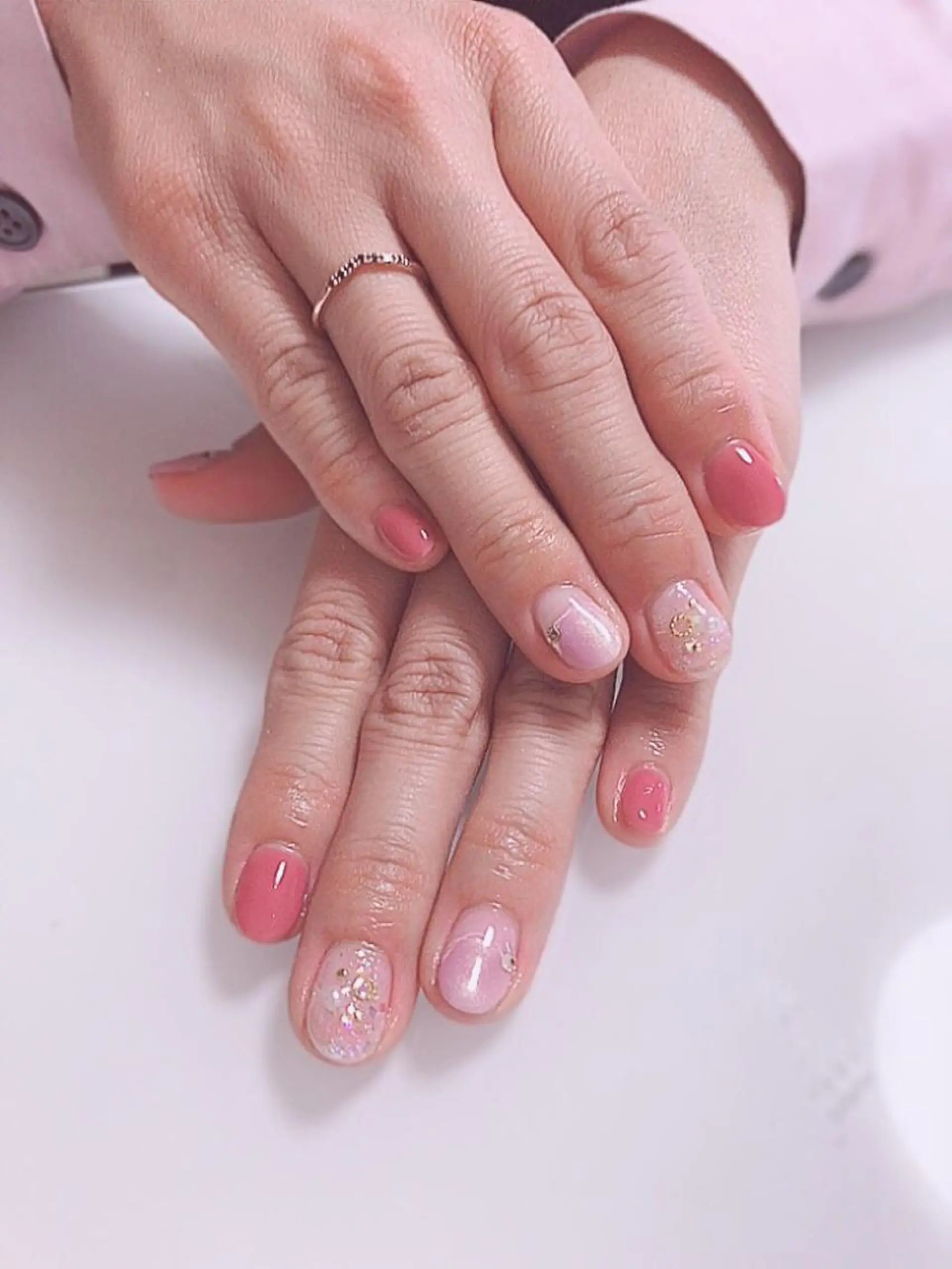 ネイル アートネイル 長さ出し フットネイル グリーン ニュアンスネイル Lily Roseスタッフ一同のマツエク・マツパデザイン