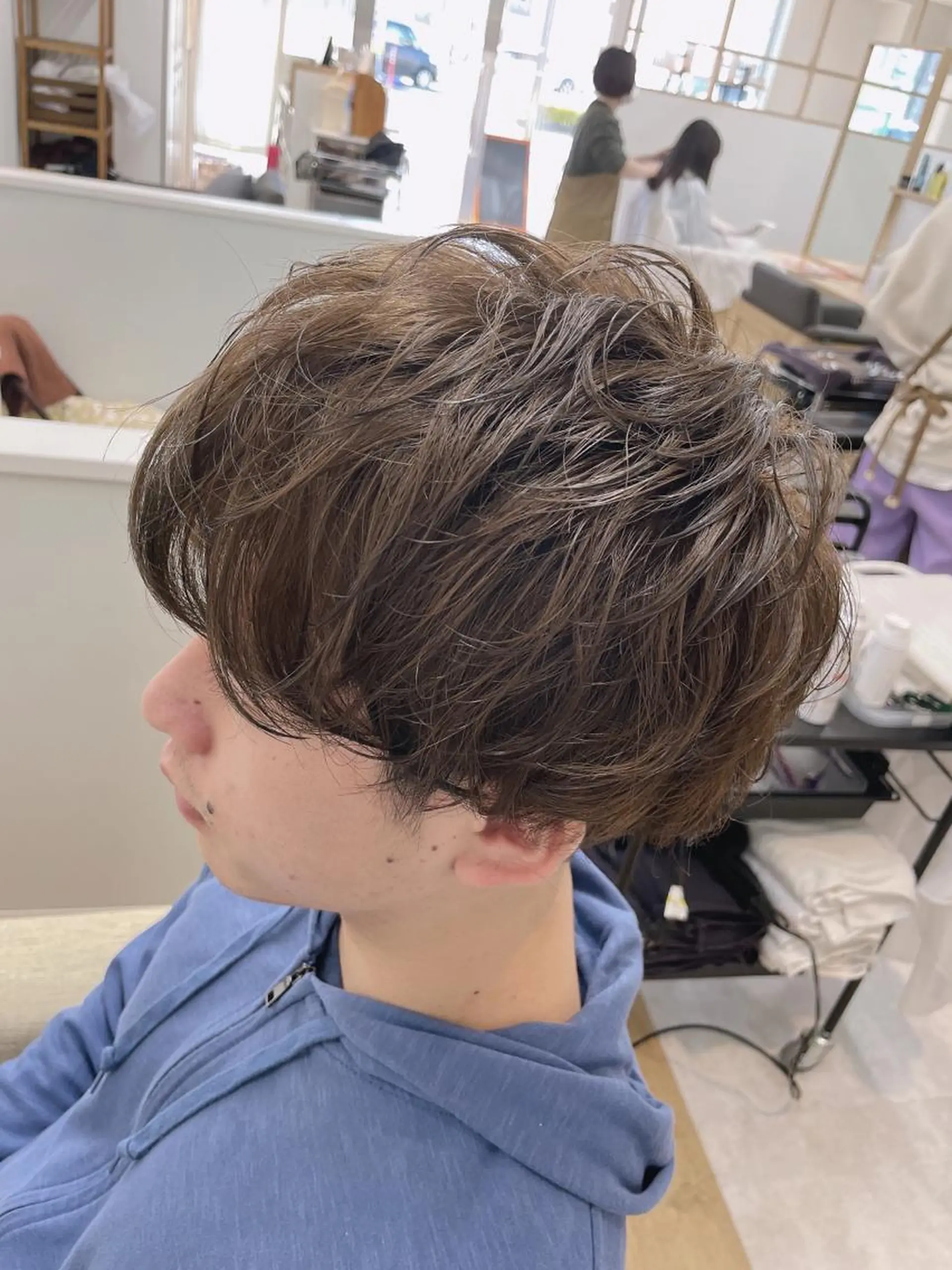 ショート パーマ ニュアンスパーマ トレンド透明感カラー ☘️大貫 昂涼🐹のヘアスタイル