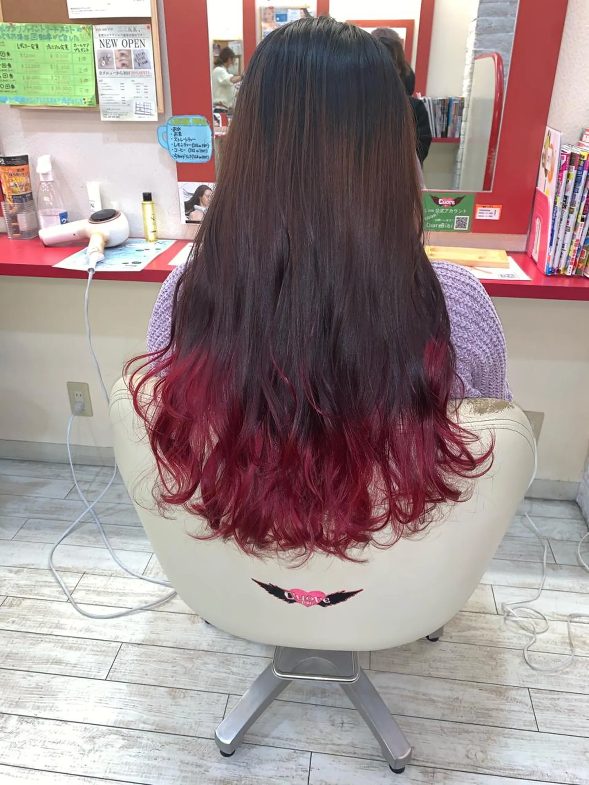 ロング カラー ヘアアレンジ グラデーションカラー レッドカラー 今村公介 ブリーチ特化、派手髪のヘアスタイル