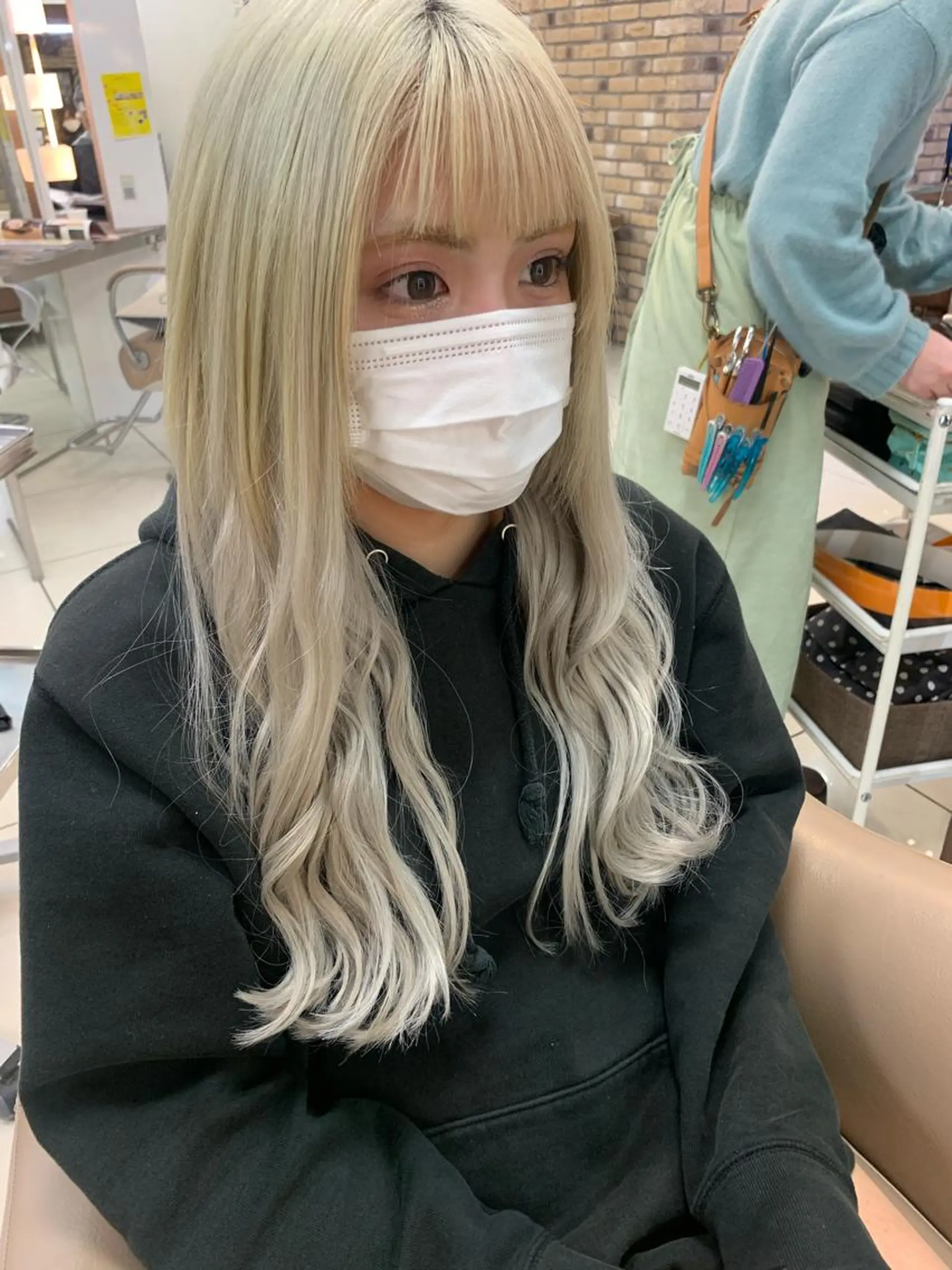 ロング カラー 羽エクステ🩷 🤍まき🤍のヘアスタイル