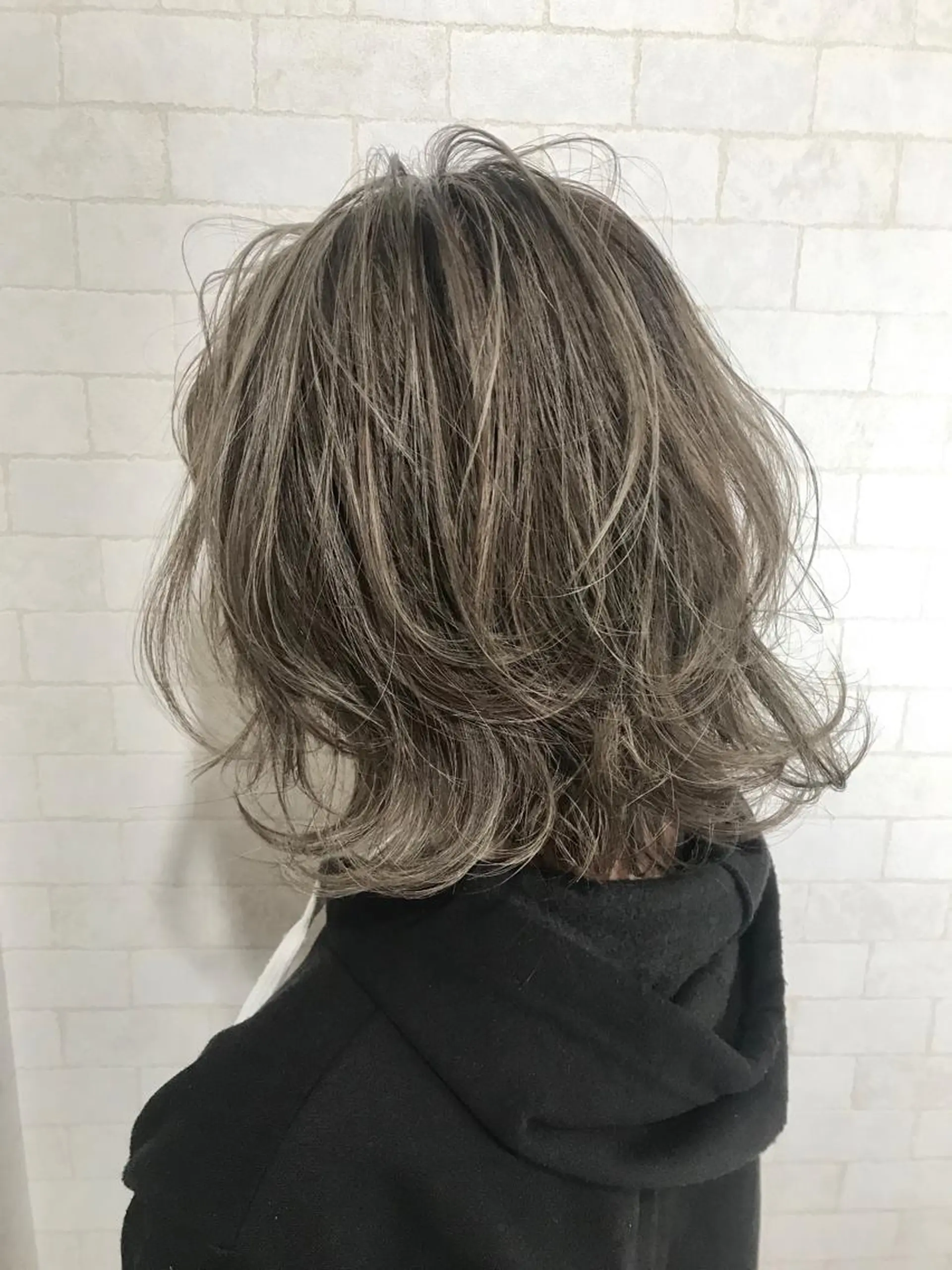 ミディアム カラー 神野 雅樹のヘアスタイル