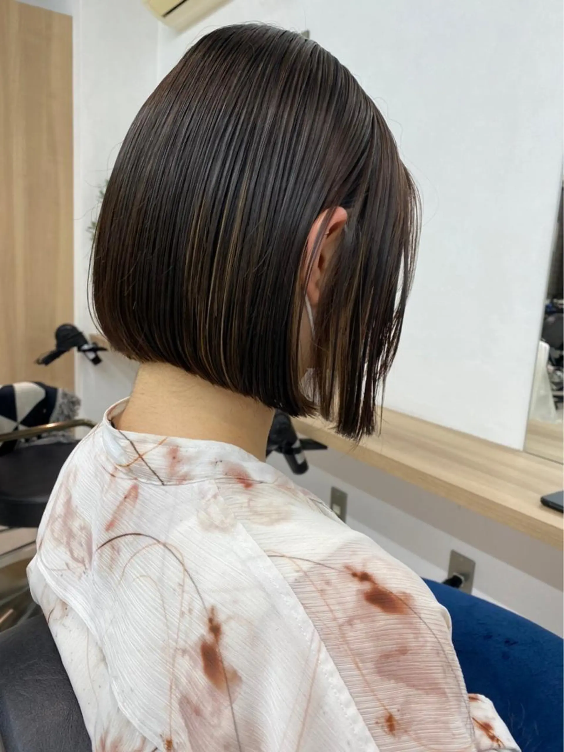 ショート lar 立川南口所属・砂岡 里奈のヘアスタイル