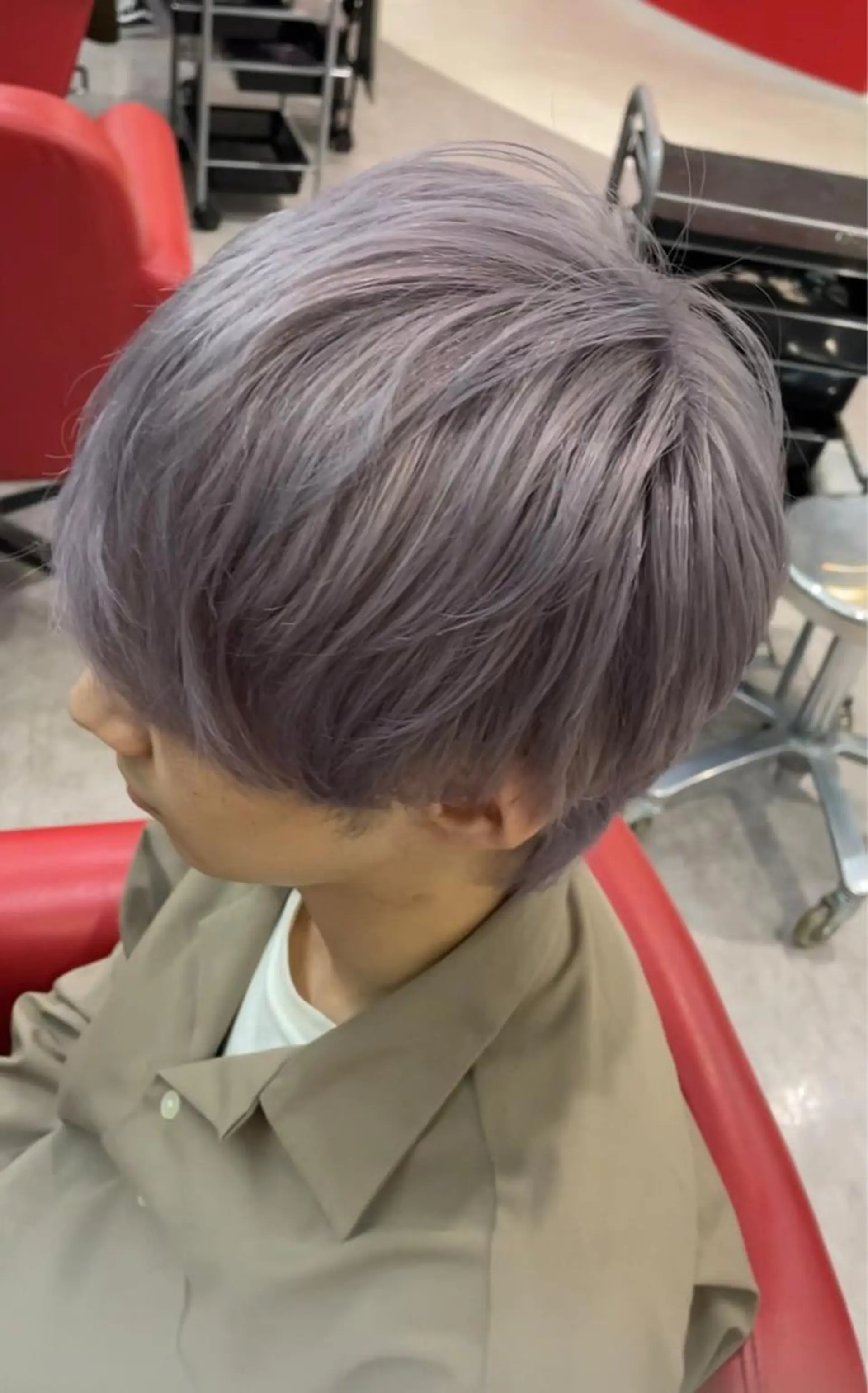 カラー メンズ ラベンダーカラー ラベンダーグレー be flot所属・髪質改善/大阪守口市 🐣Ria‪🐣のヘアスタイル