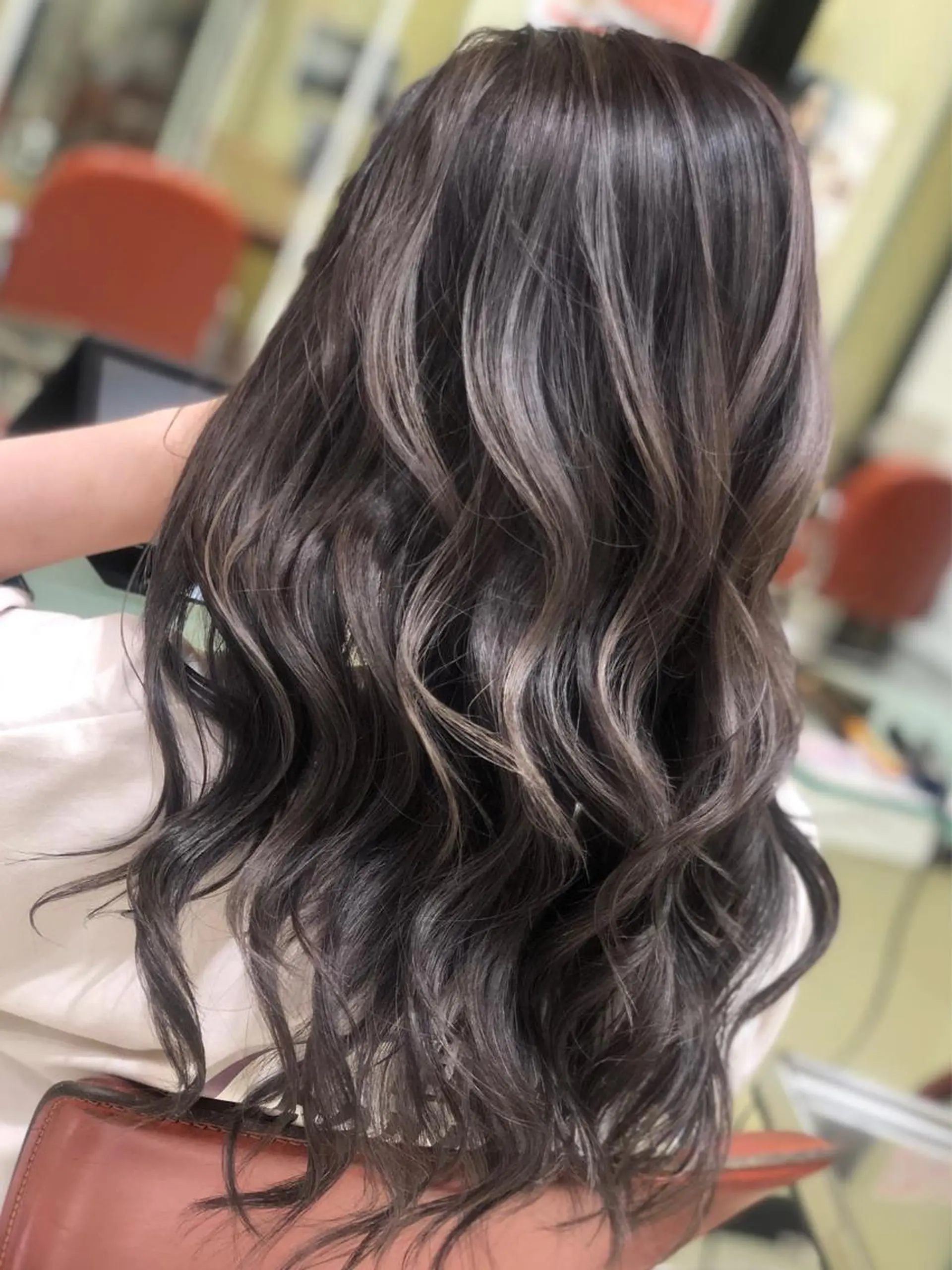 セミロング ヘアカラー トリートメント Y Uのヘアスタイル