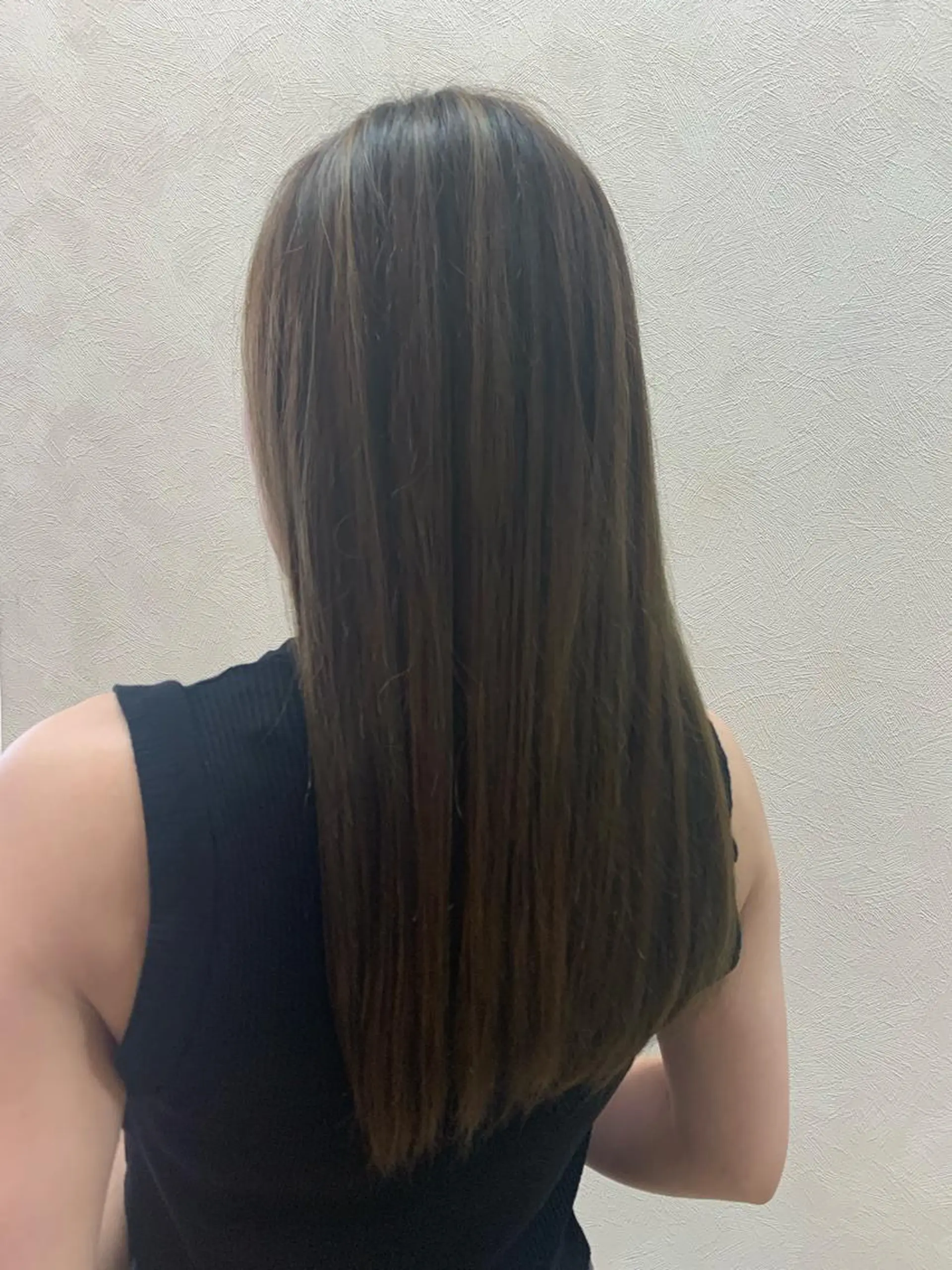 カラー ハイライトカラー カット 縮毛矯正 トリートメント Morpho Hair Product所属・井上 花音のヘアスタイル