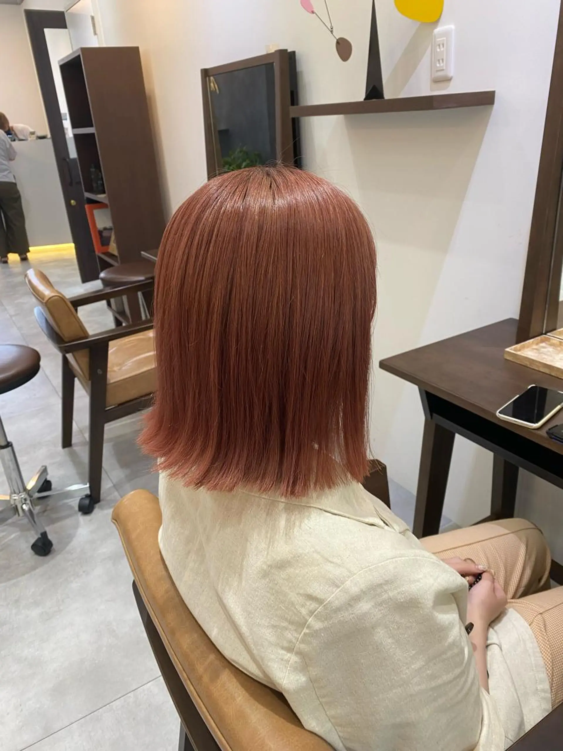 ショート カラー パーマ ヘアアレンジ re naのヘアスタイル