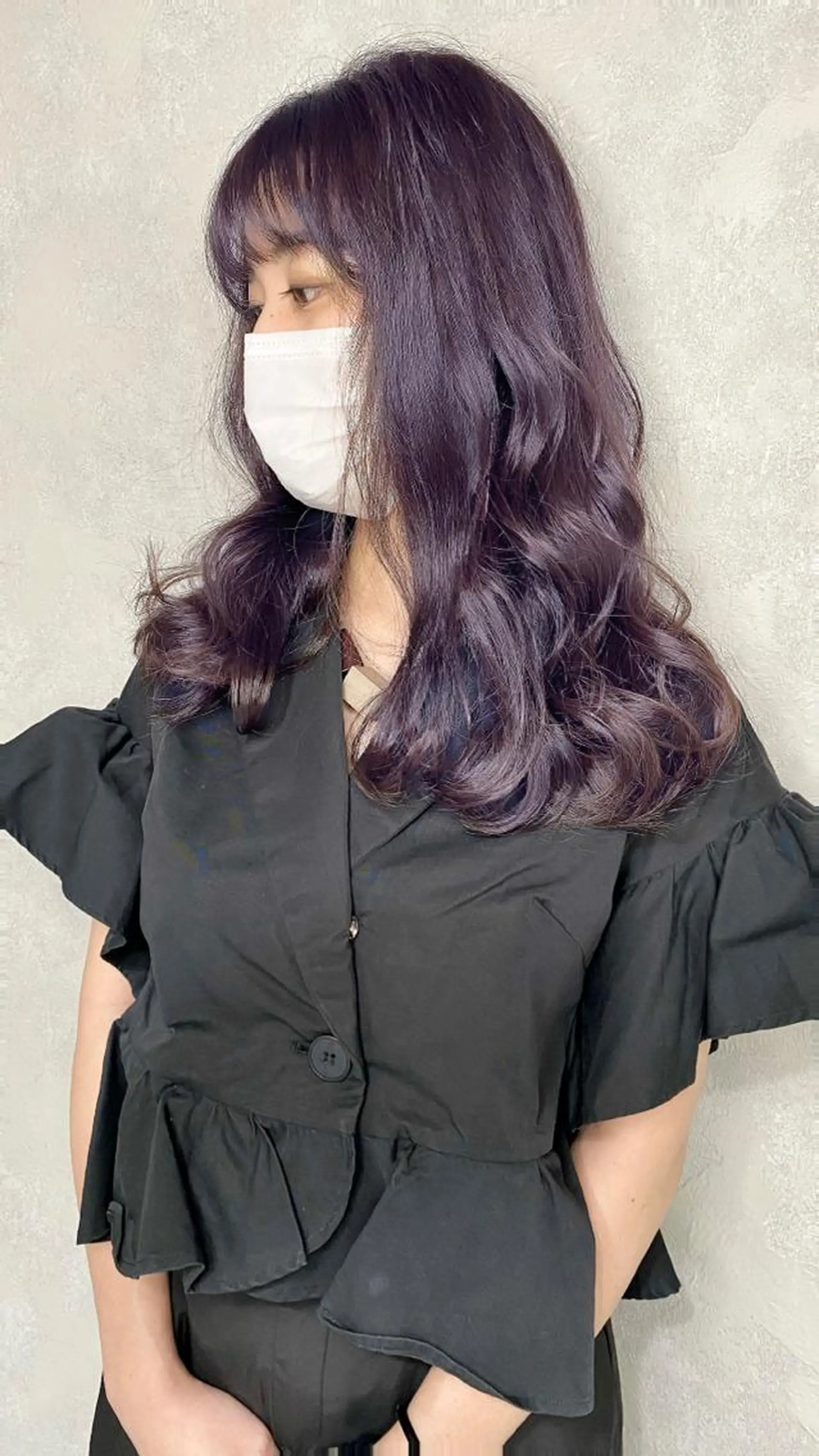 セミロング カラー ハイライトカラー ハイトーンカラー インナーカラー ハイライト 学生 カット ヘアカラー トリートメント 艶カラー YOSHIMURAのヘアスタイル