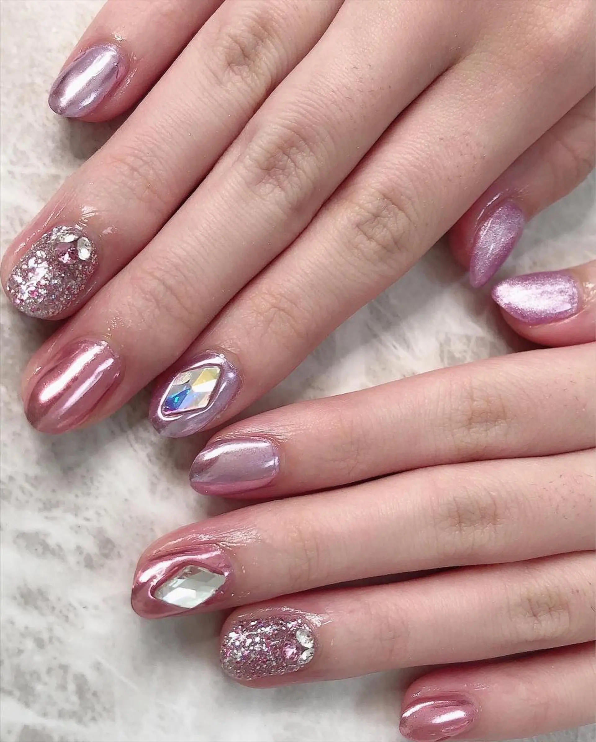 ネイル L'ea  Rose レア・ローズのネイルデザイン