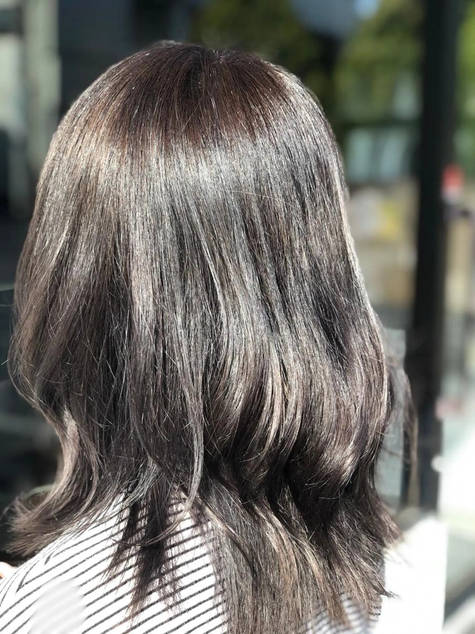 セミロング アッシュ カット ヘアカラー トリートメント uti所属・菊池 幹のヘアスタイル