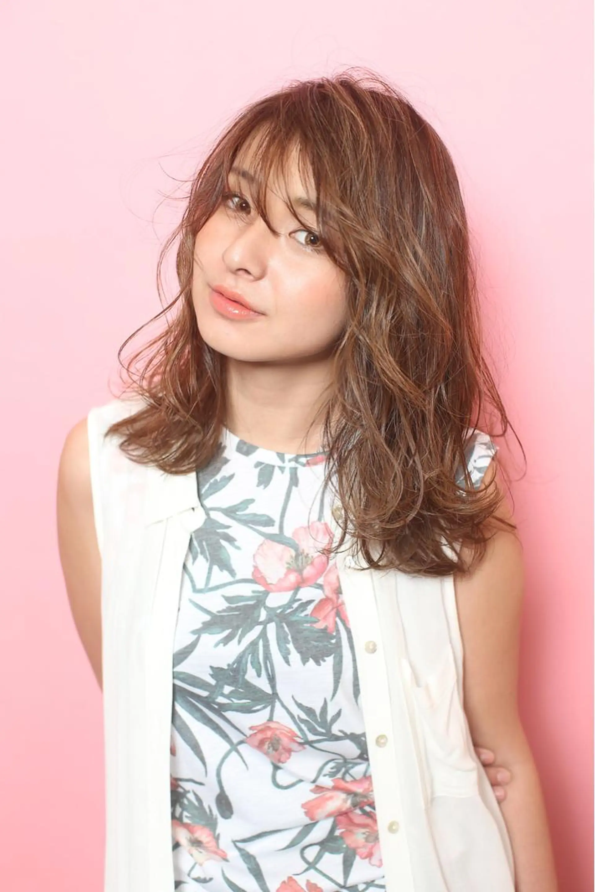 セミロング カラー ハイライトカラー ハイライト ヘアカラー Lee 甲子園のヘアスタイル