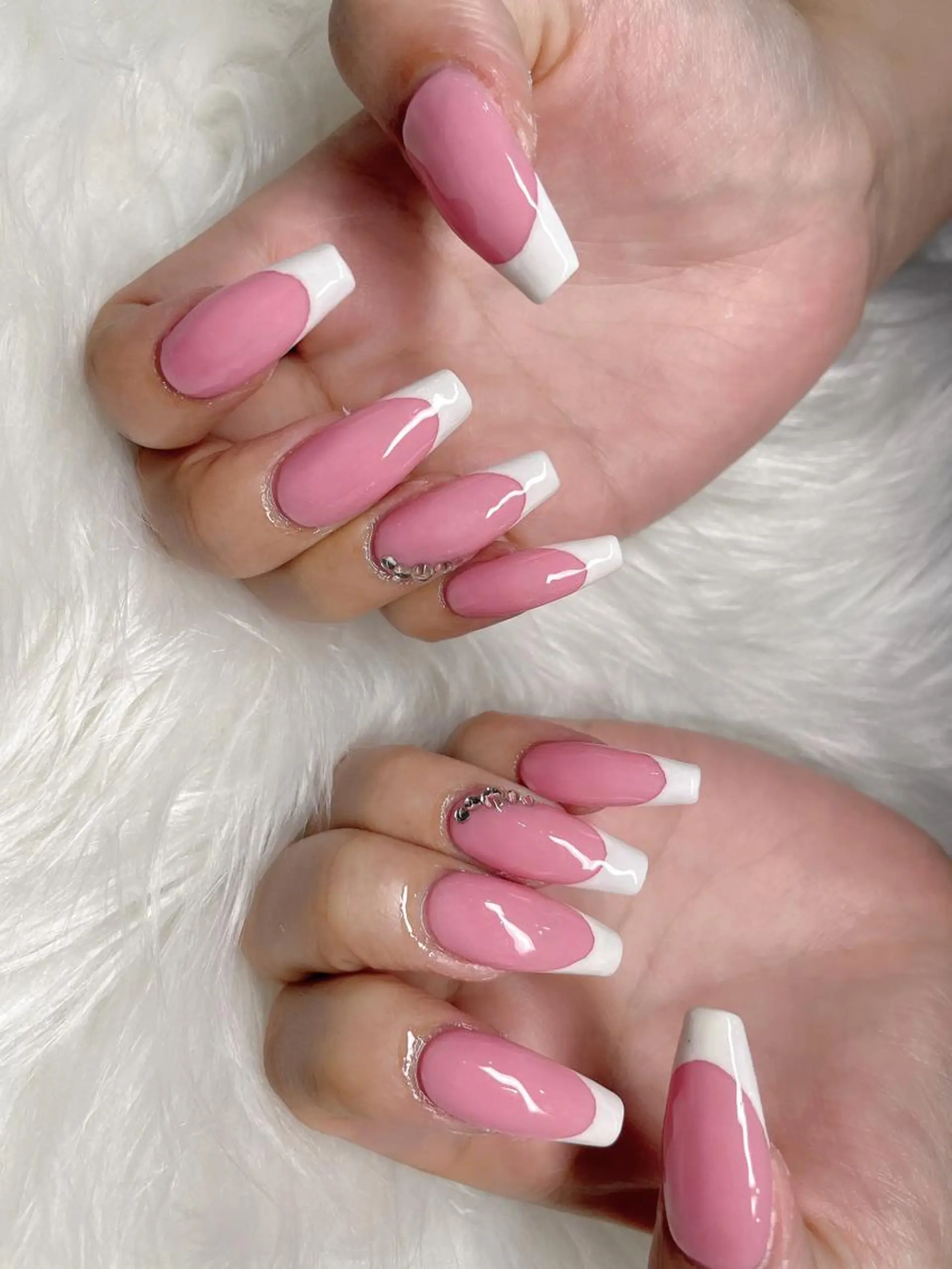 セミロング ネイル 《LB》ラブリエ Nail&eyeのマツエク・マツパデザイン