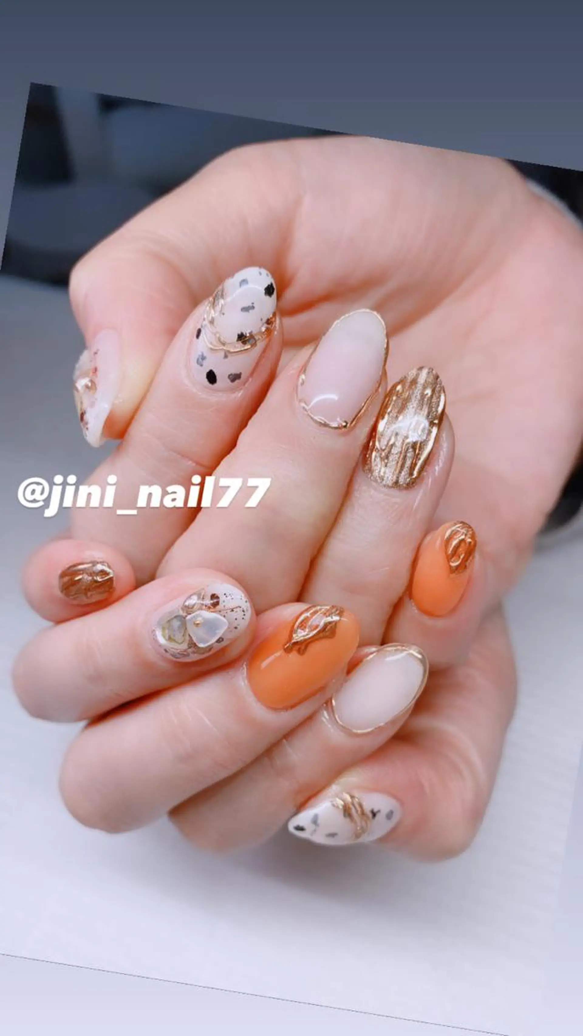 ネイル JINI NAIL所属・ジニ ネイルのネイルデザイン