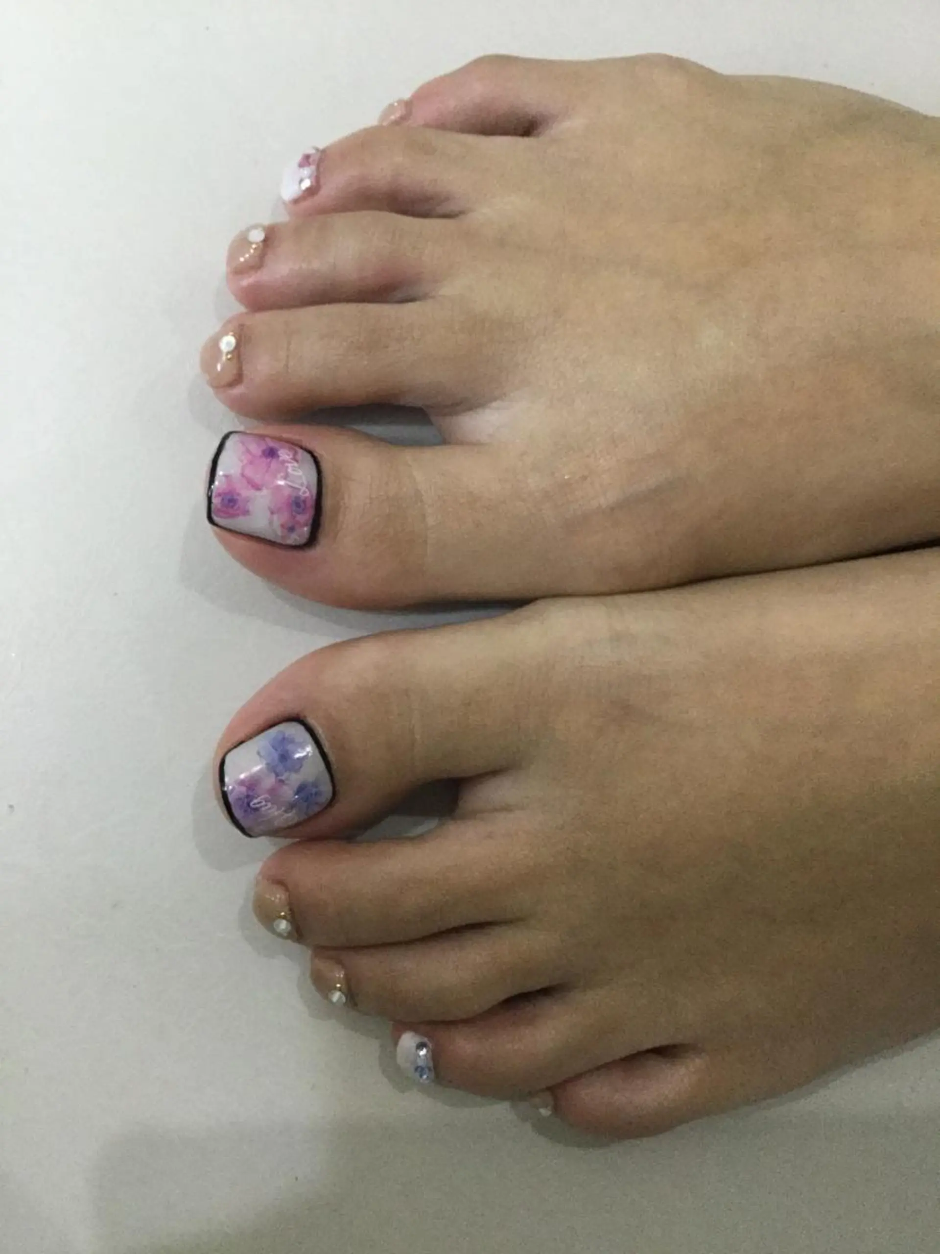 ネイル 💎🐰 saki. m 🐰💎のネイルデザイン