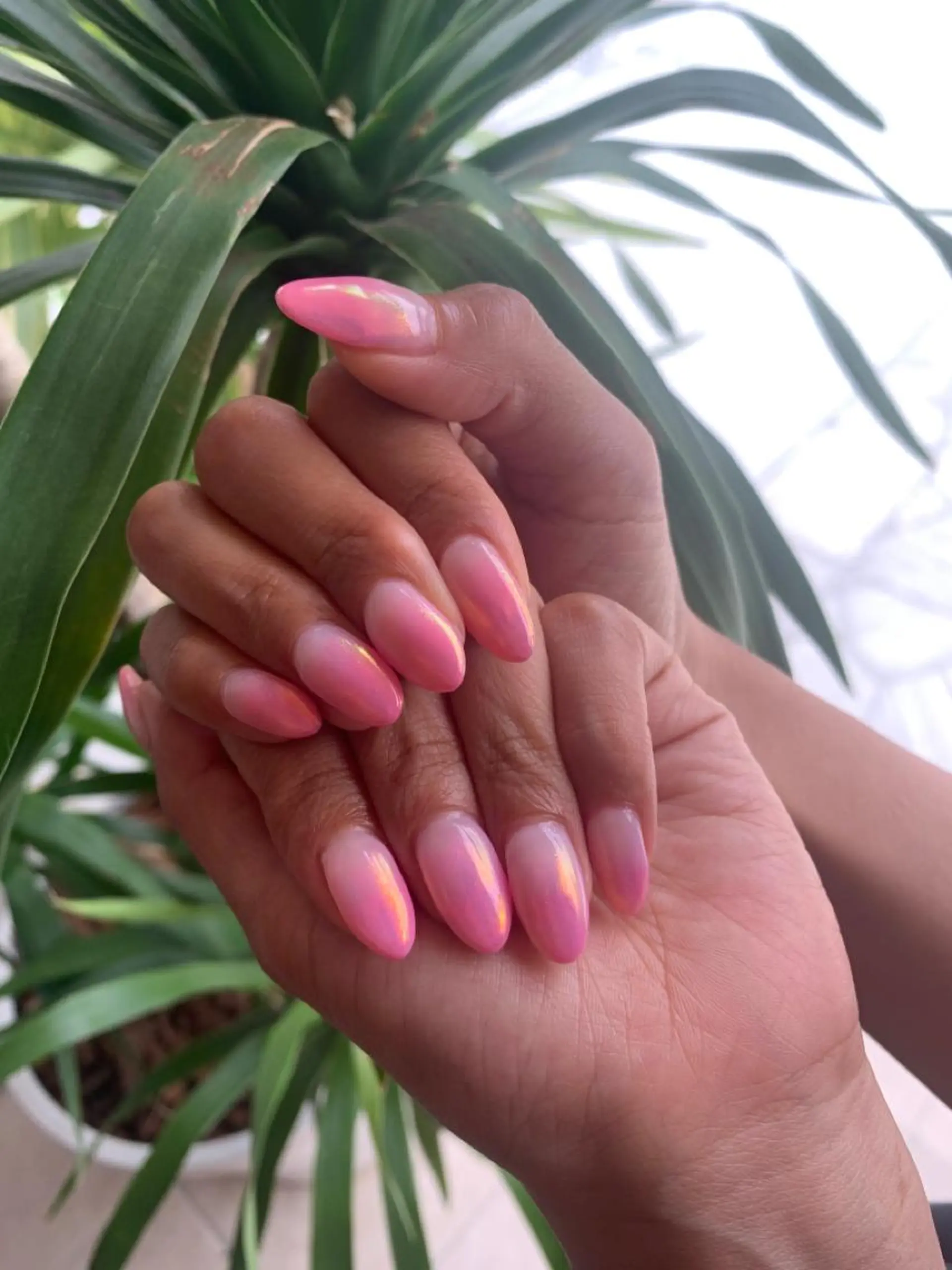 ロング es nailのネイルデザイン