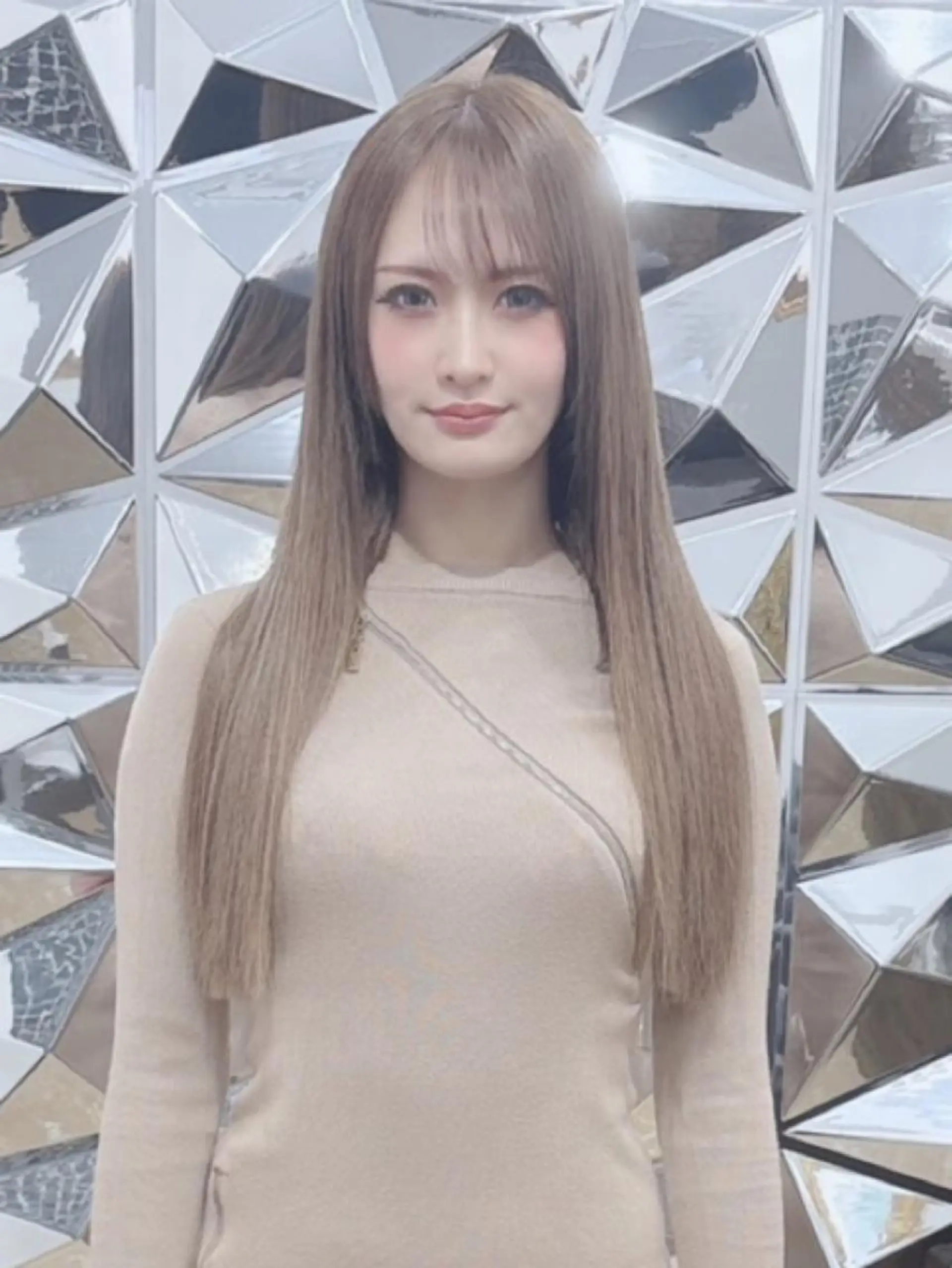 ロング カラー ヘアアレンジ シールエクステ バレイヤージュ ブリーチ ケアブリーチ ダブルカラー エクステ LIP 大阪本店 エクステ 堀谷和孝のヘアスタイル