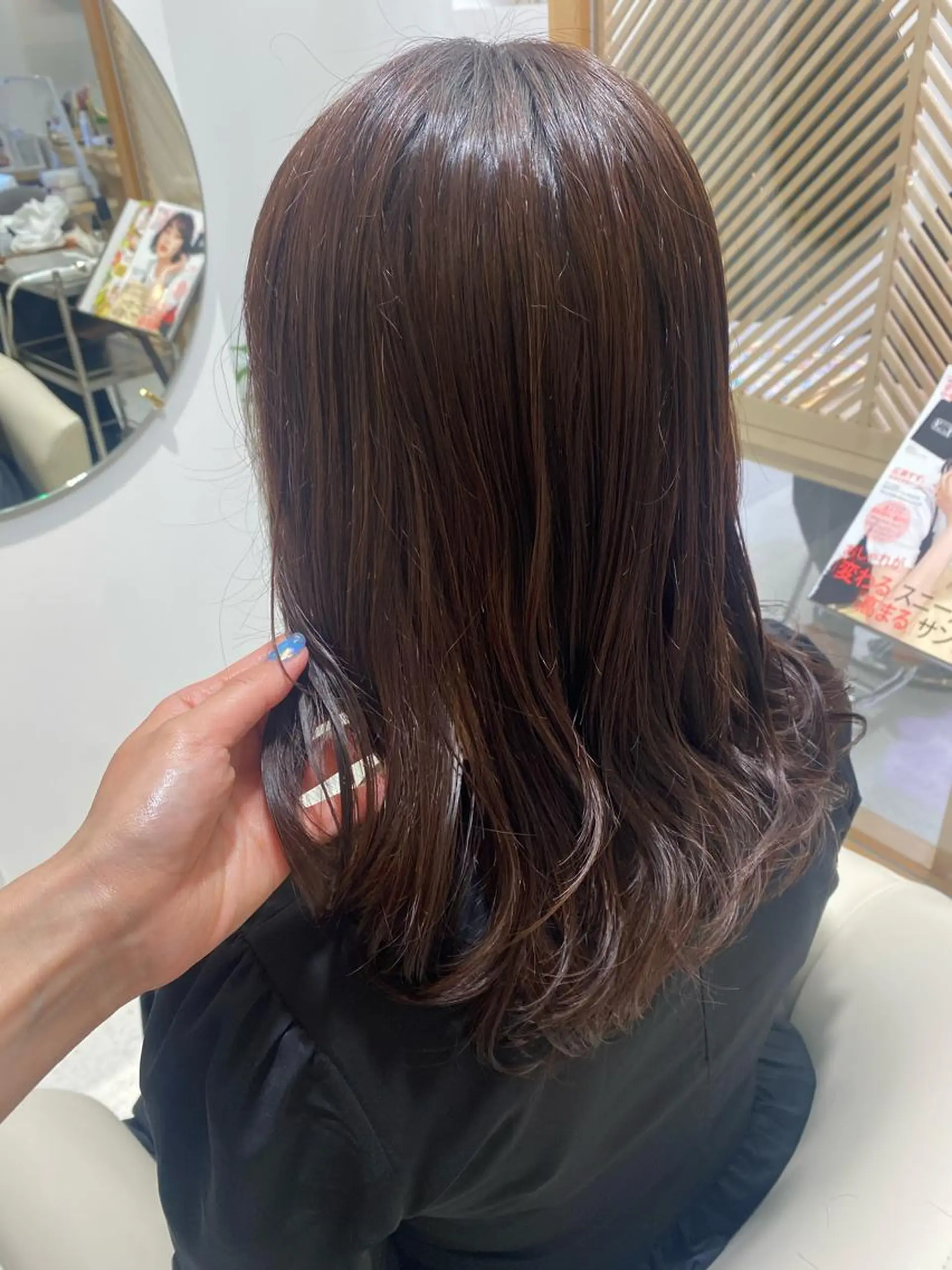 ロング ヘアカラー トリートメント 安永 涼のヘアスタイル