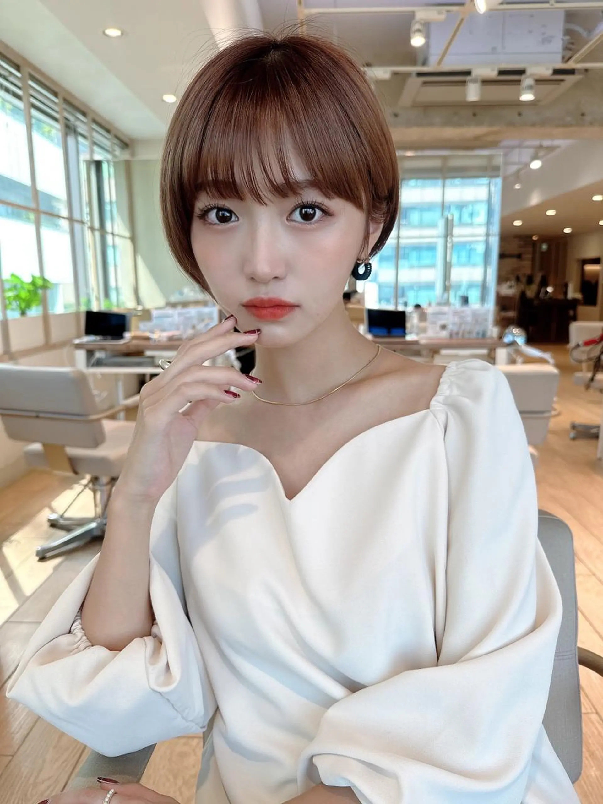 ショート 切りっぱなしボブ 前下がりボブ ショートボブ ボブ くびれヘア 市原 大翼のヘアスタイル