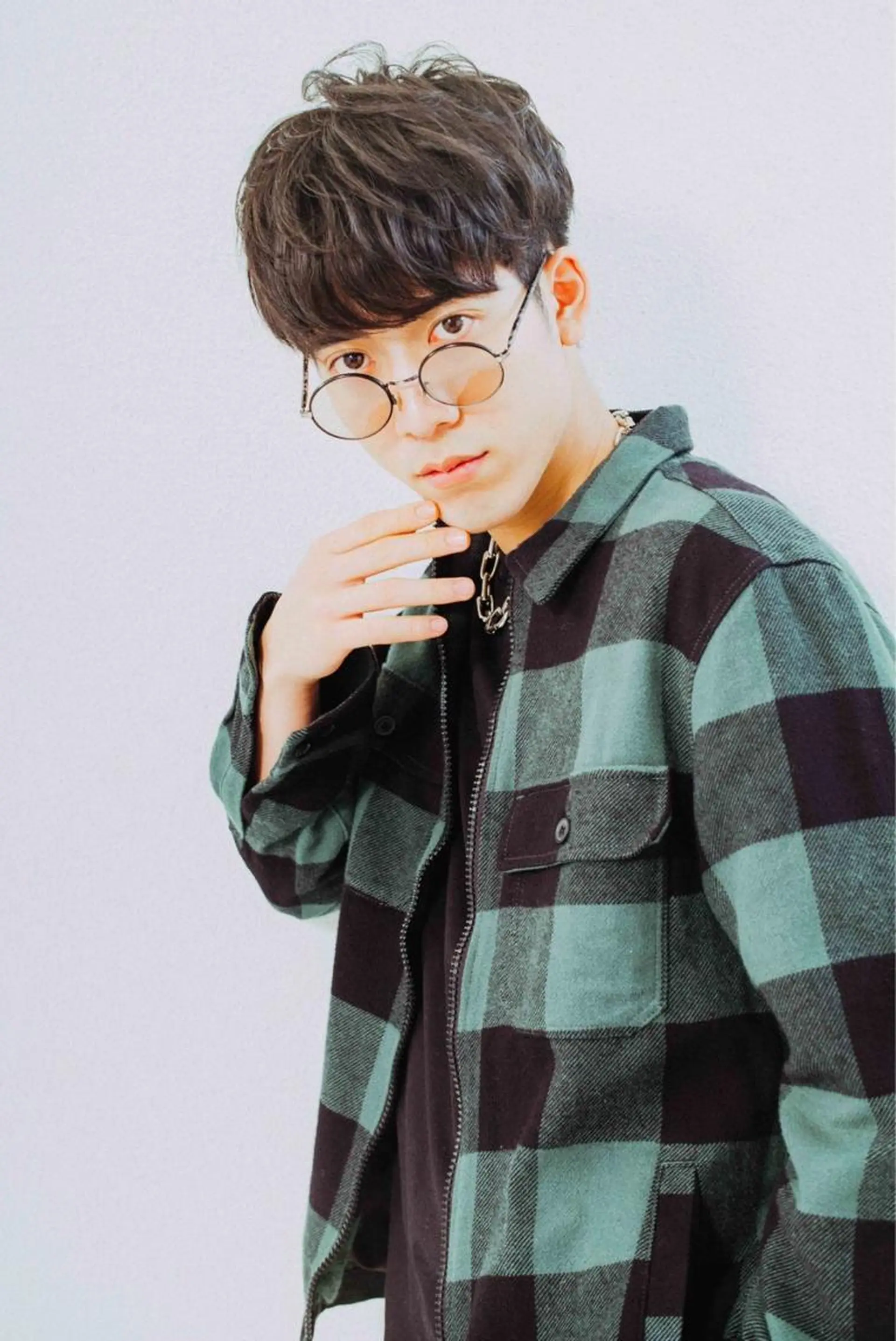 ショート カラー パーマ ヘアアレンジ メンズ キッズ ネイル マツエク・マツパ メンズウルフカット ハンサムショート アディクシーカラー 透明感カラー ボブ unu hair所属・藤井 仁紀のヘアスタイル