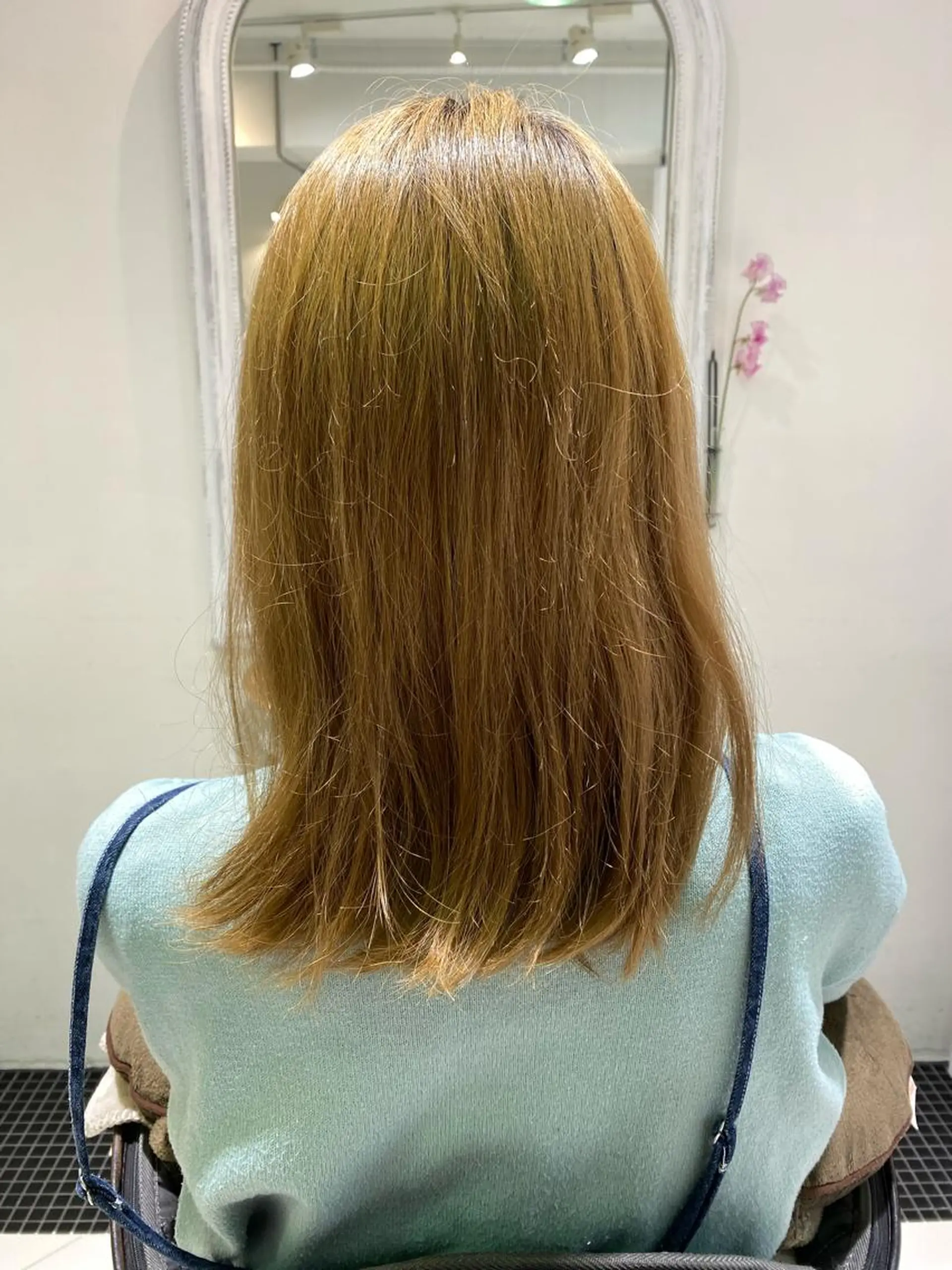 ミディアム カラー ducha所属・DUCHA Tomida naoのヘアスタイル